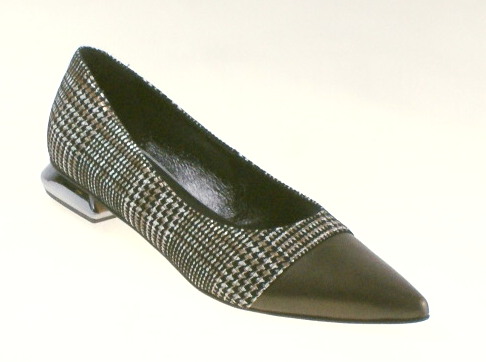 Laura messi 2085 človíček vel 36 černý