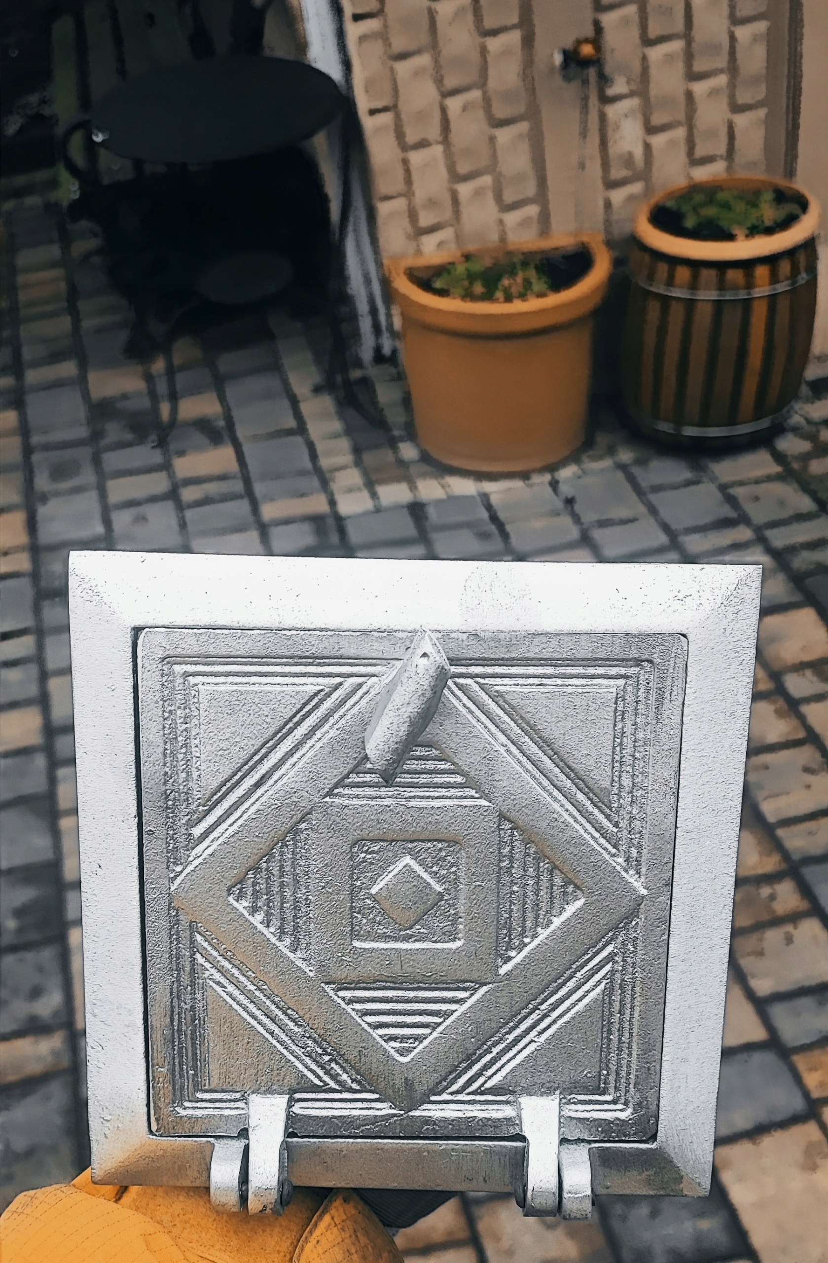 DRZWICZKI ALUMINIOWE DO PIECA WYCIOROWE REWIZYJNE KOMINOWE 17X17 Waga produktu z opakowaniem jednostkowym 3 kg