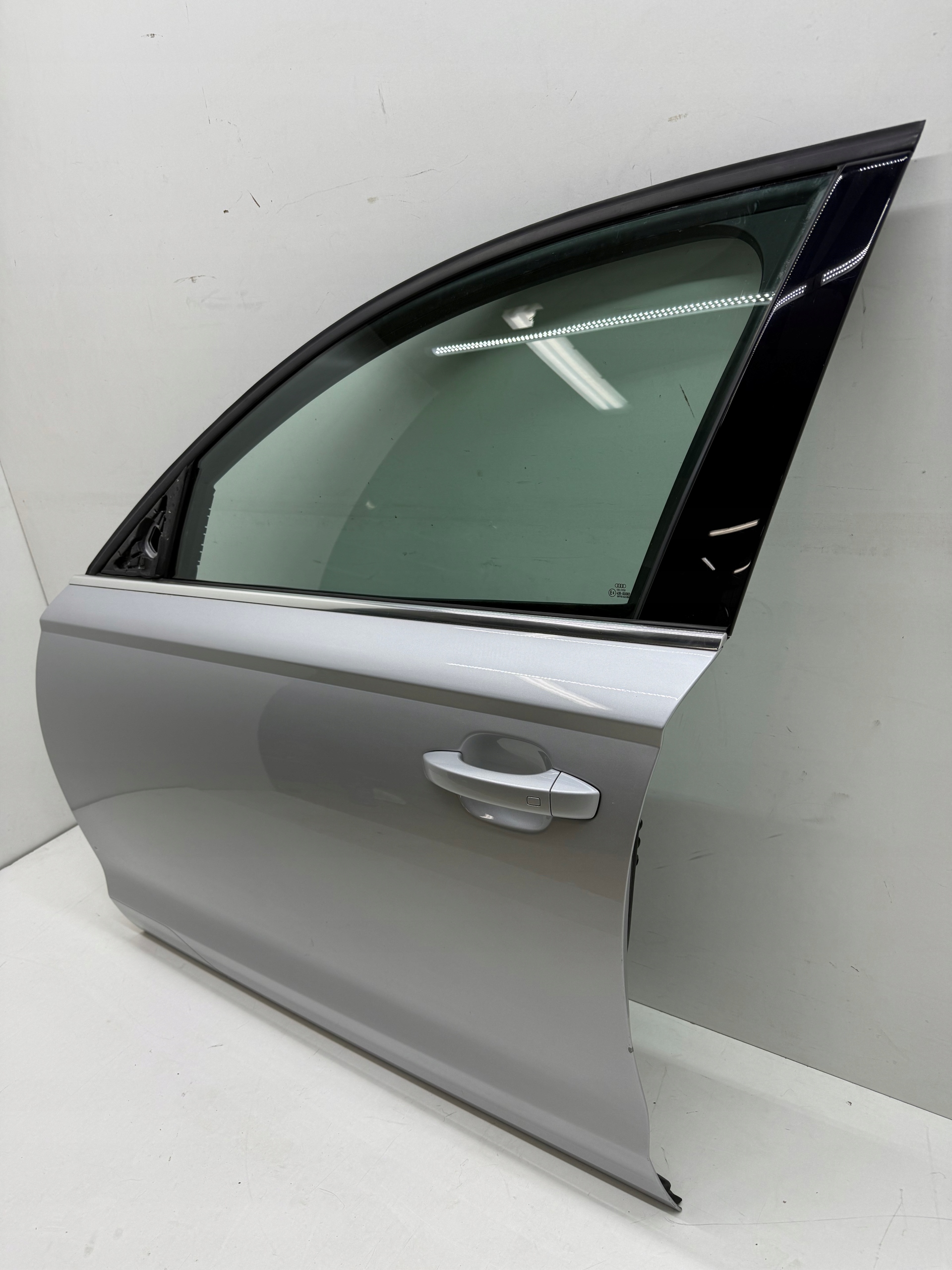 AUDI A6 S6 C7 door driver´s left front LX7W silver nice