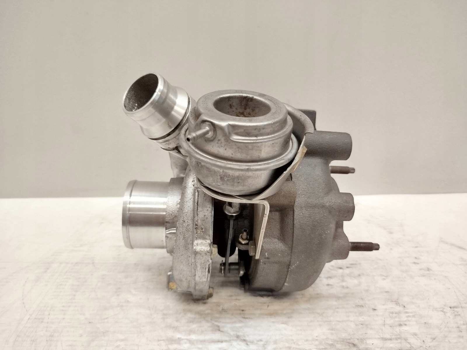 turbo 7701477853 GTA1749V H8200347344 2.0 dci Renault 109473 km