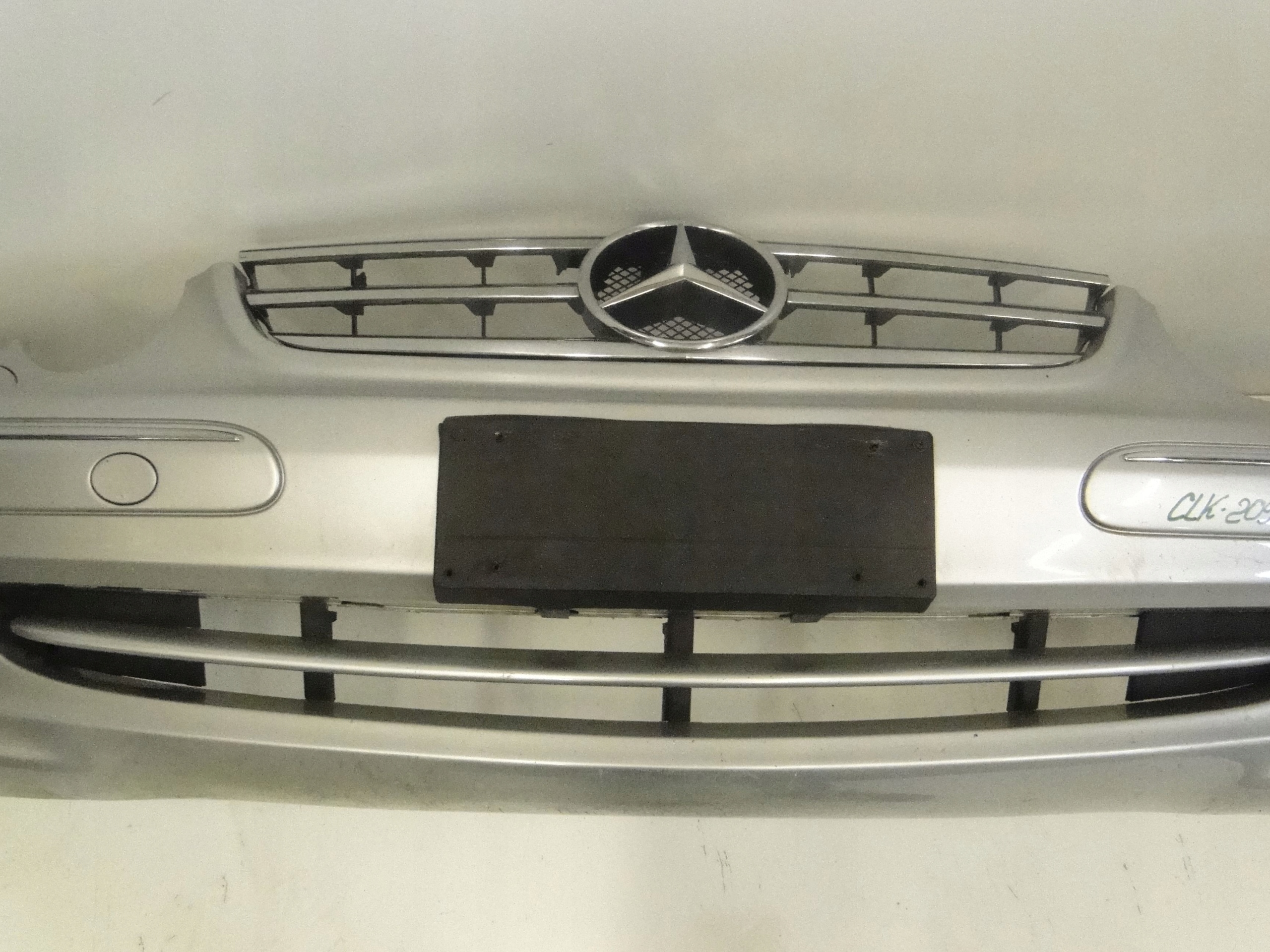 MERCEDES CLK 209 W209 GRILL ATRAPA BEZ RADARU Typ samochodu Samochody osobowe
