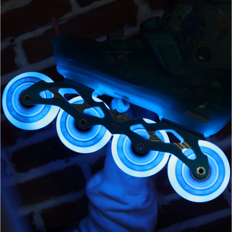 Regulowane rolki Led Flying Eagle L8 32-36