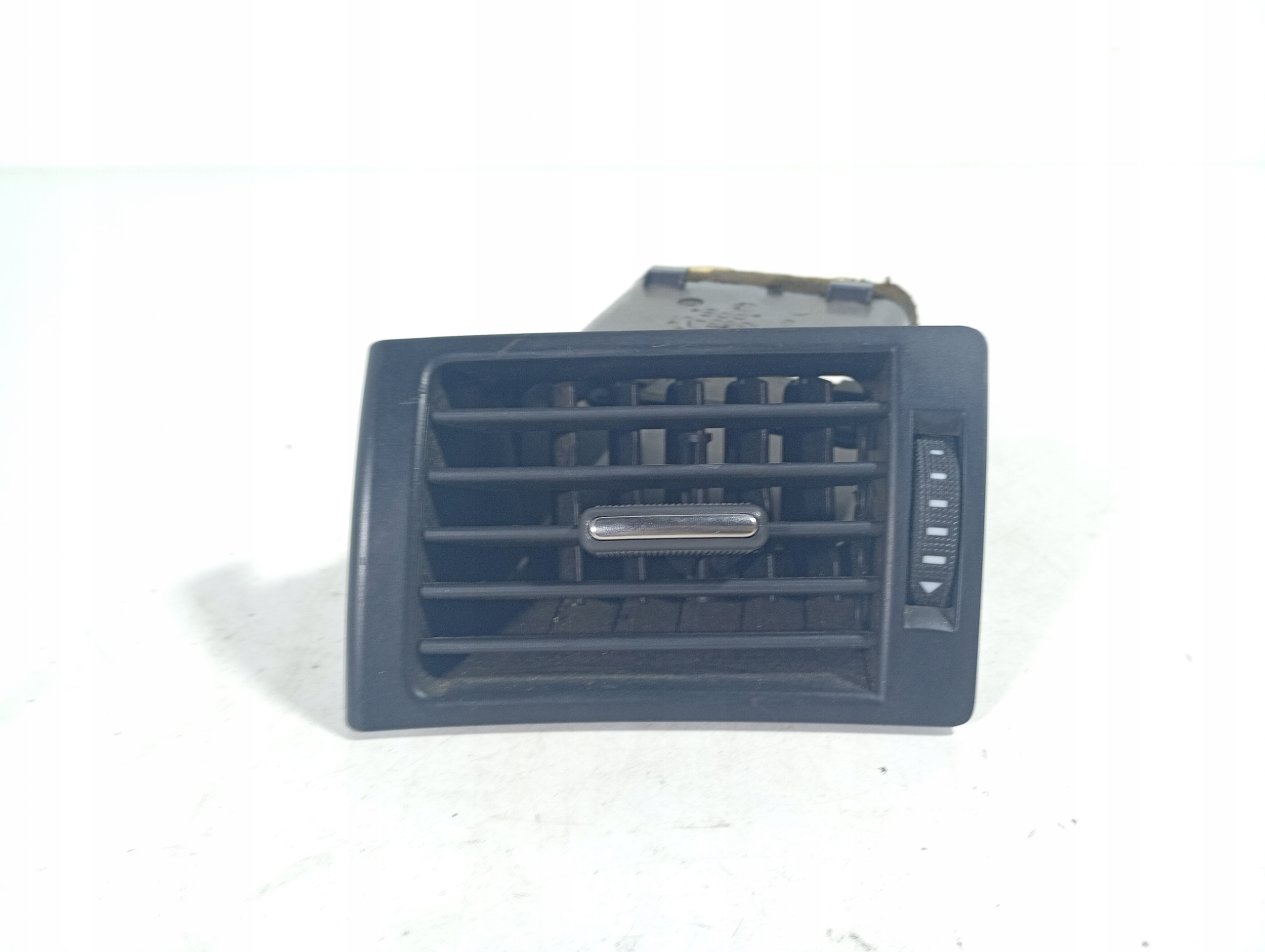 Audi A4 B6 00-06 KRATKI air conditioning devices air left driver´s OE 8E0820901E
