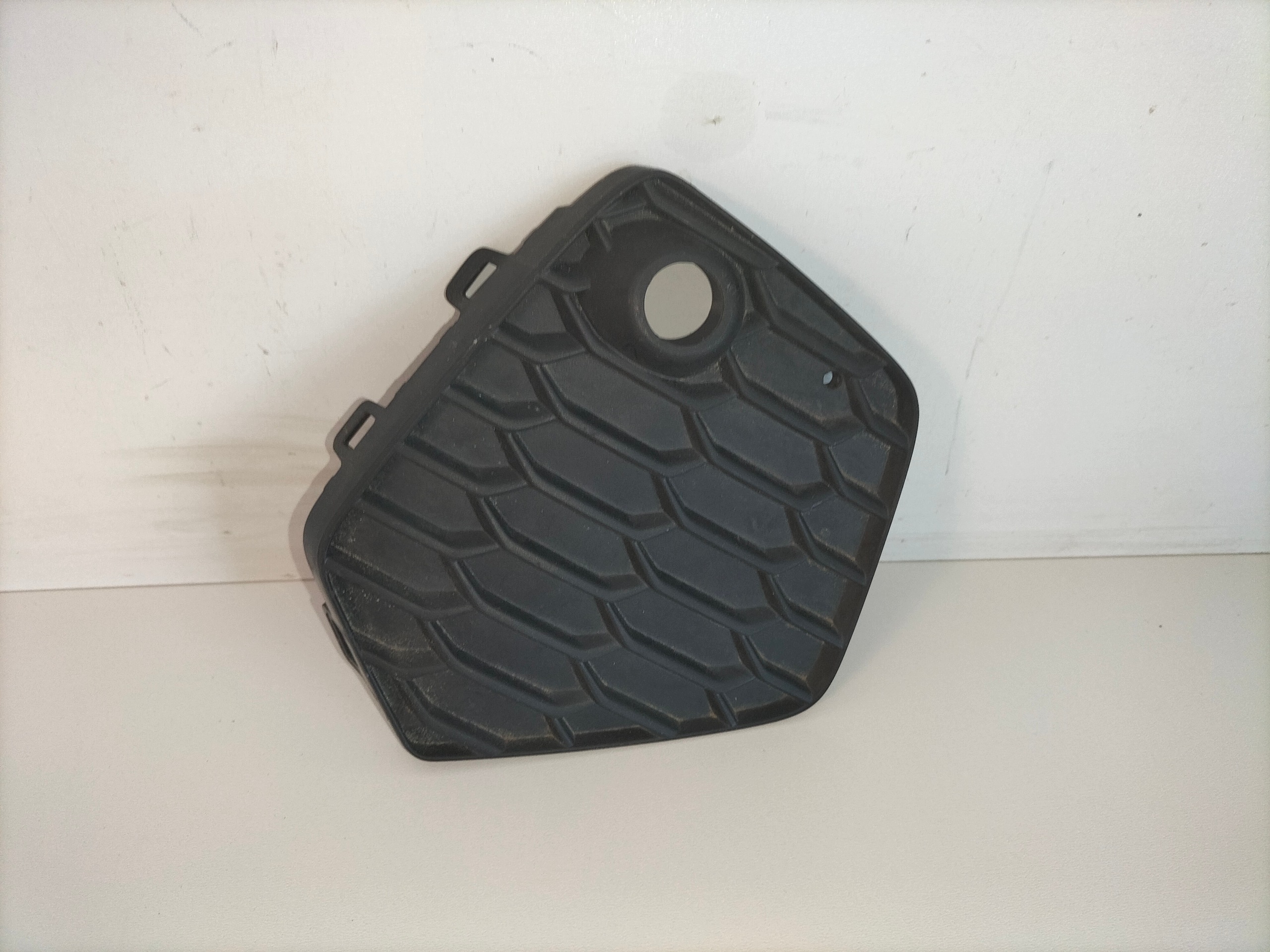grille grid of a bumper front right AUDI A3 8Y 20