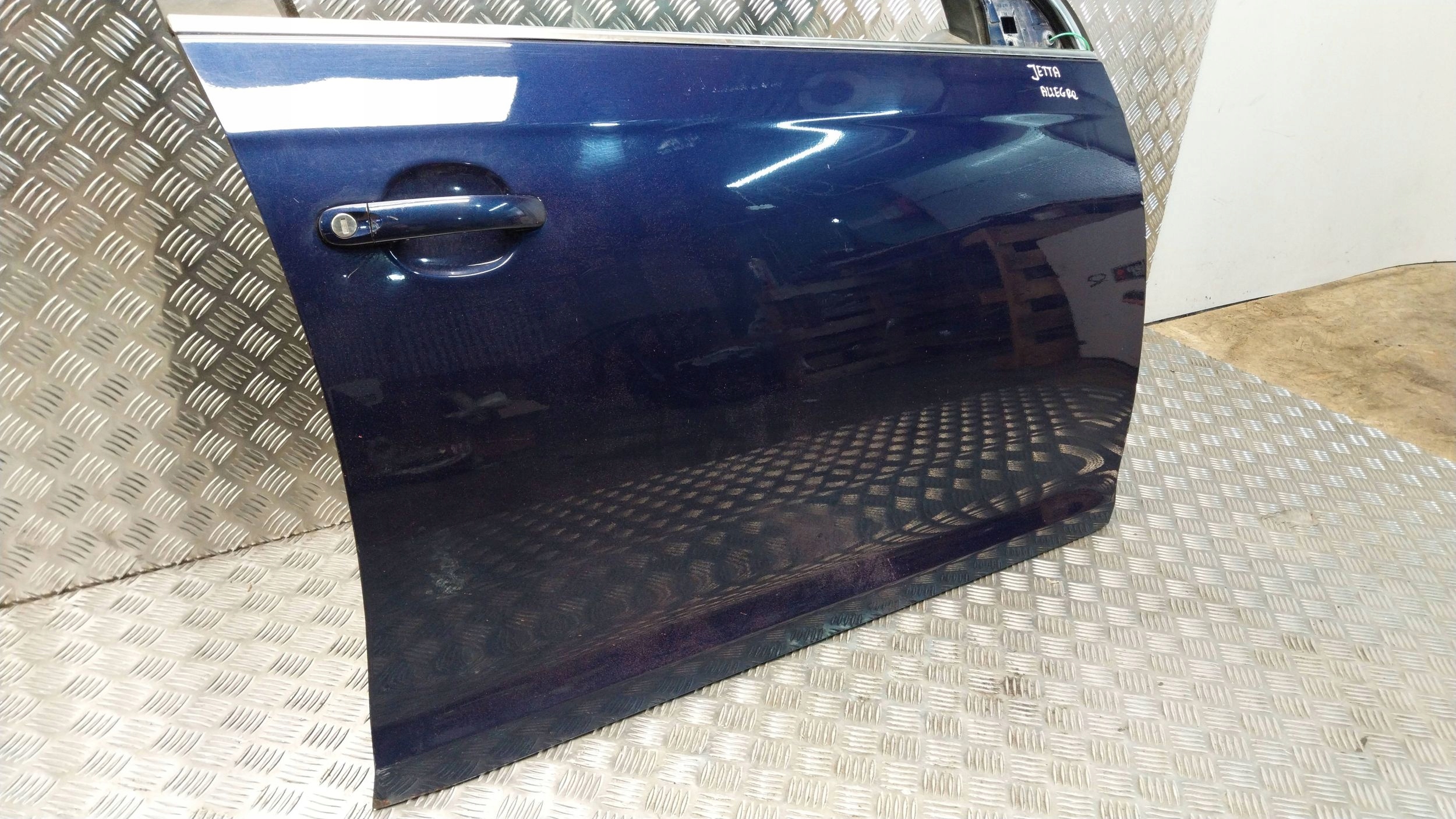 dveře předek pravé VW JETTA V GOLF KOMBI 05