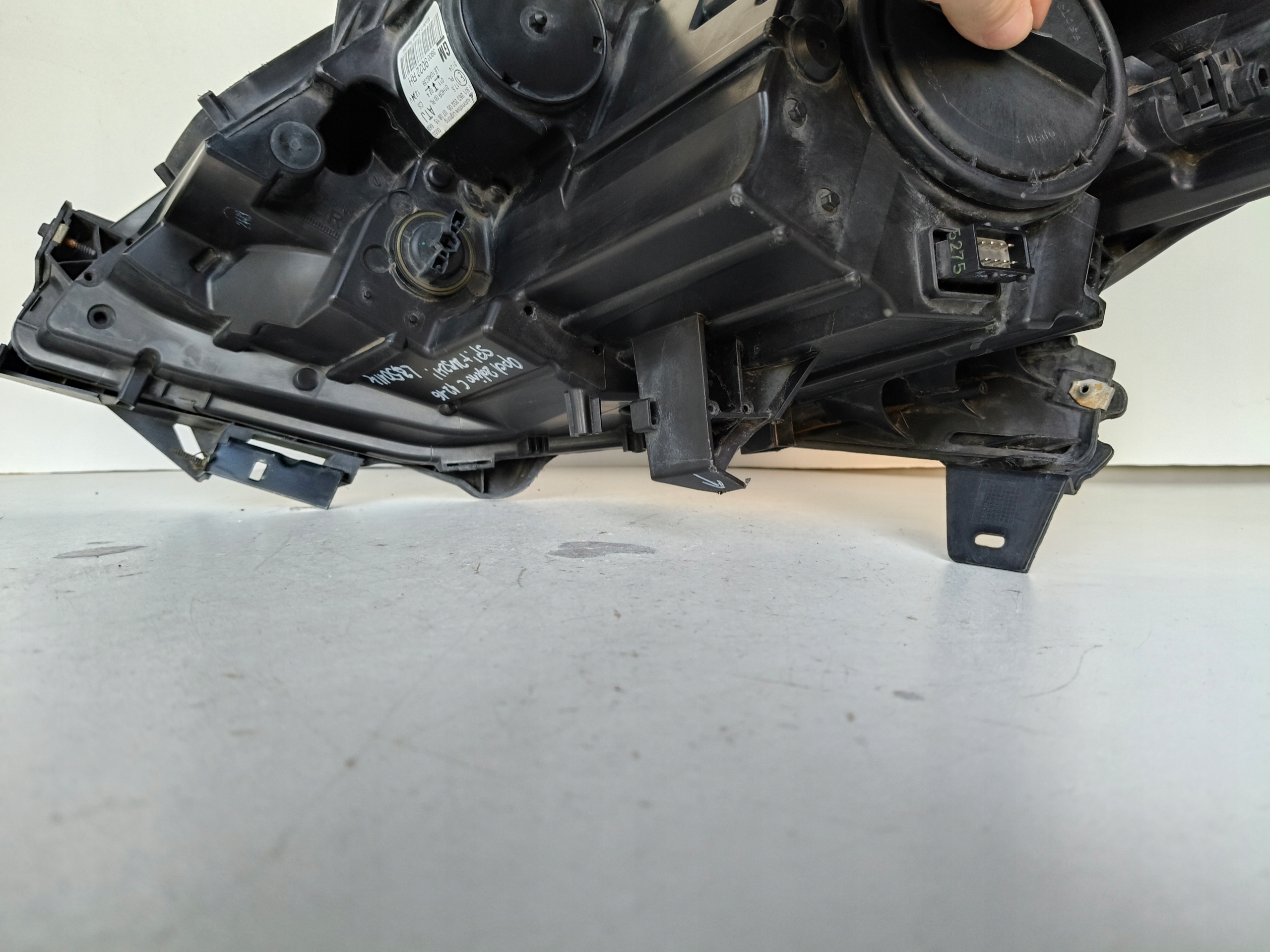 light right REFLEKTOR OPEL ZAFIRA C 12-16
