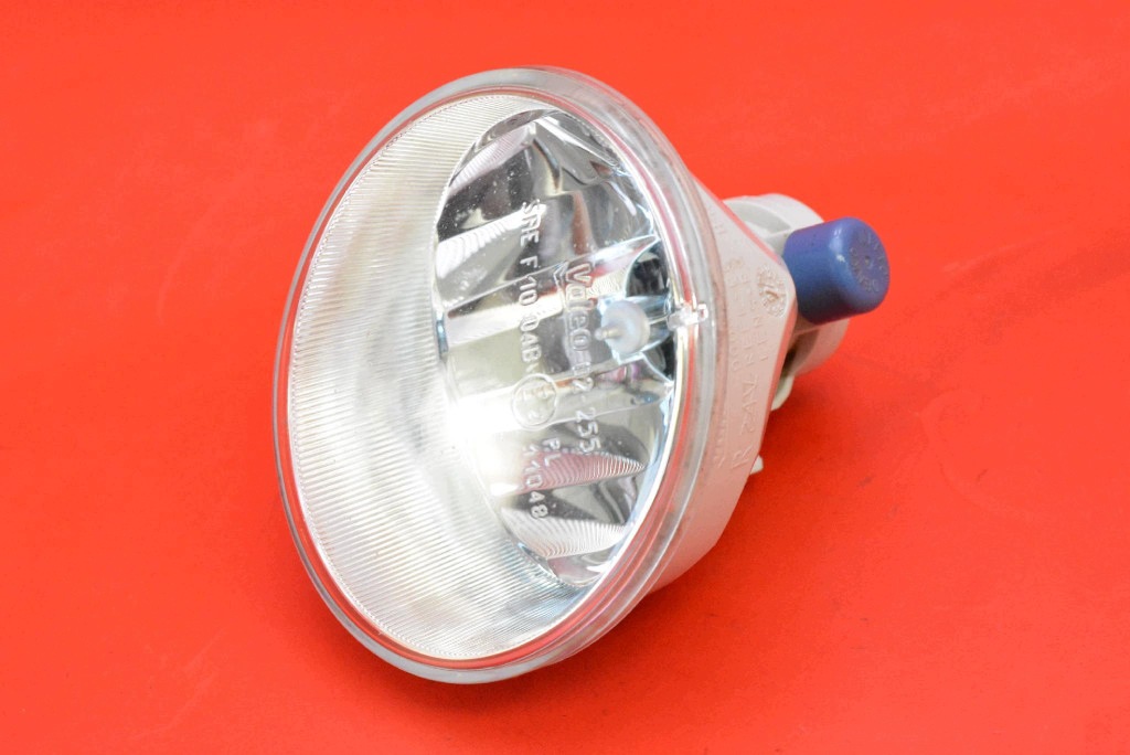 fog light right front front 90008495 TOYOTA COROLLA XI E18 13-18