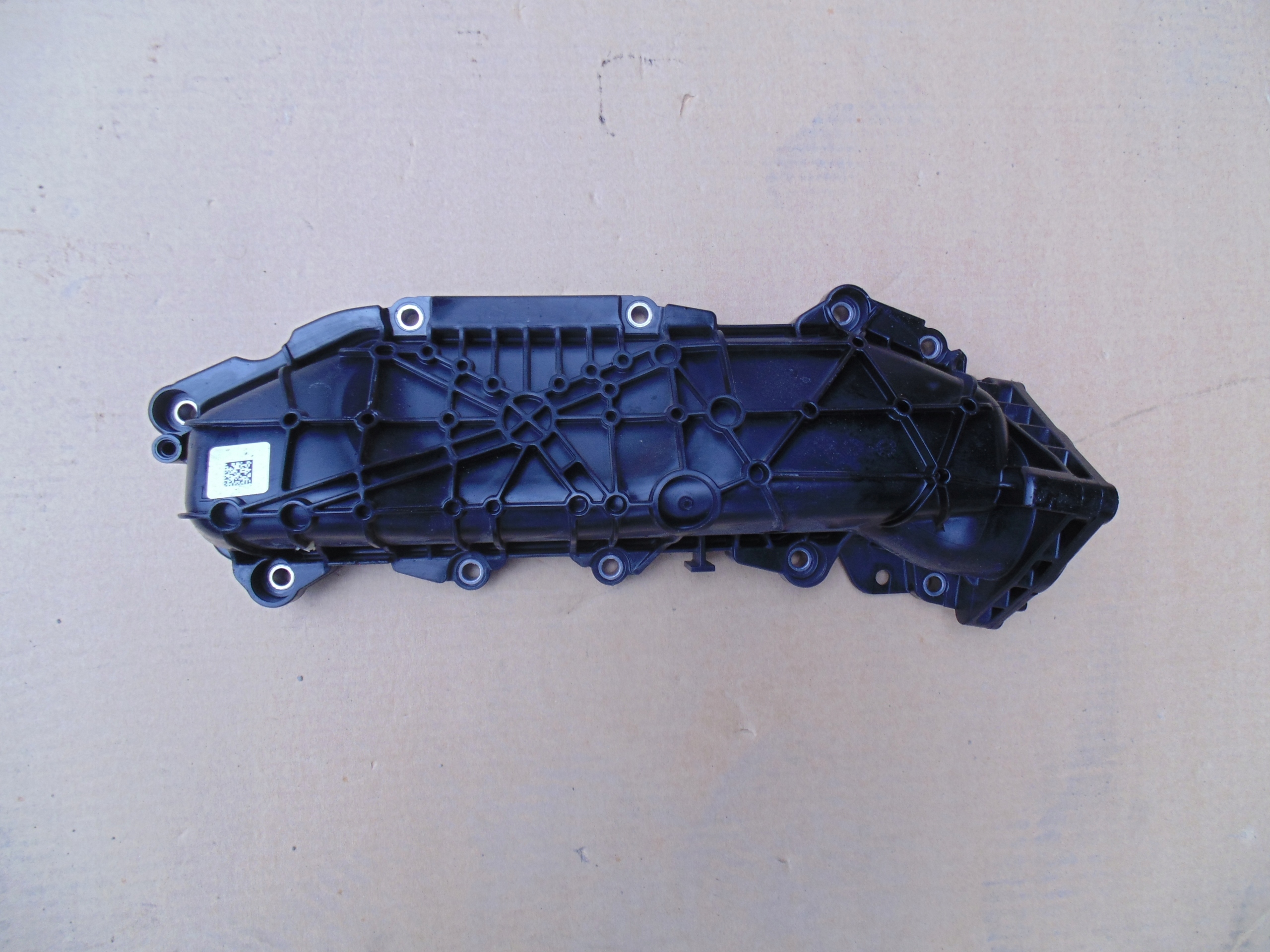 06M133268 - Впускний колектор правий лівий AUDI A8 4N 06M133267