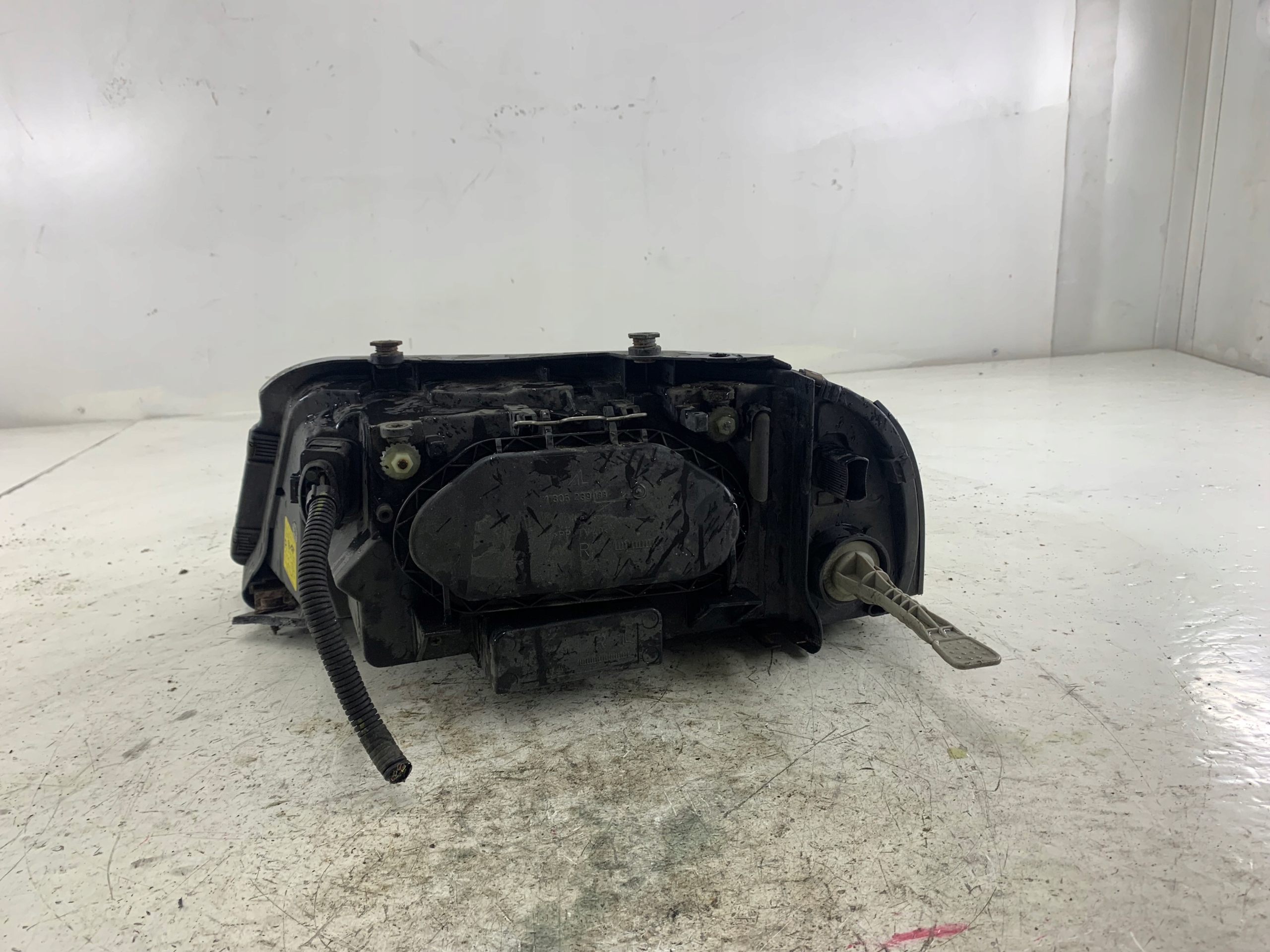 VW SHARAN and LIFT light right front 7M3941016AB