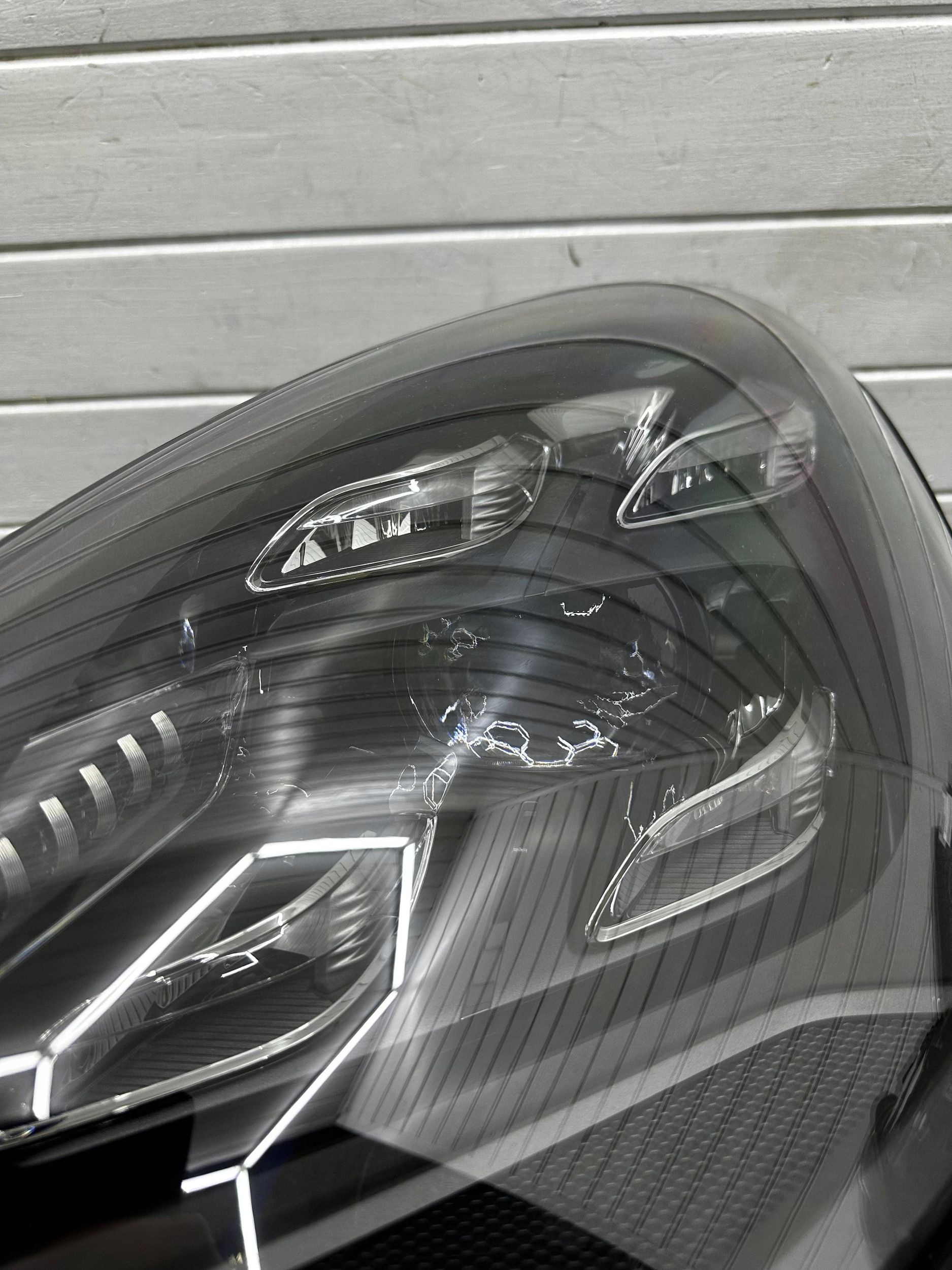 Reflektor front side left Porsche Cayenne (9Y0 9Y3) 9Y0941035J
