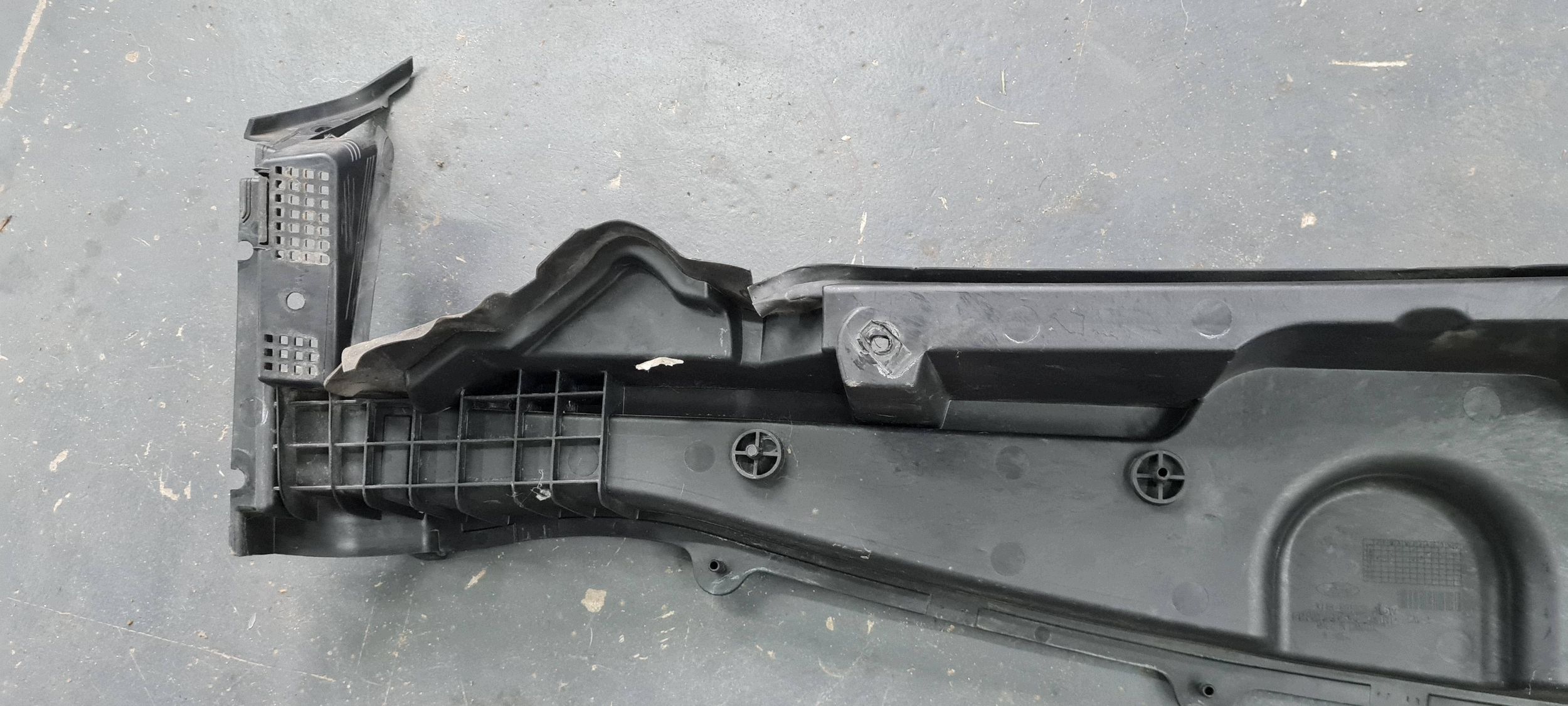 Ford Edge II 2020 ST LIFT torpedo front cap cover KT4BR01628AG