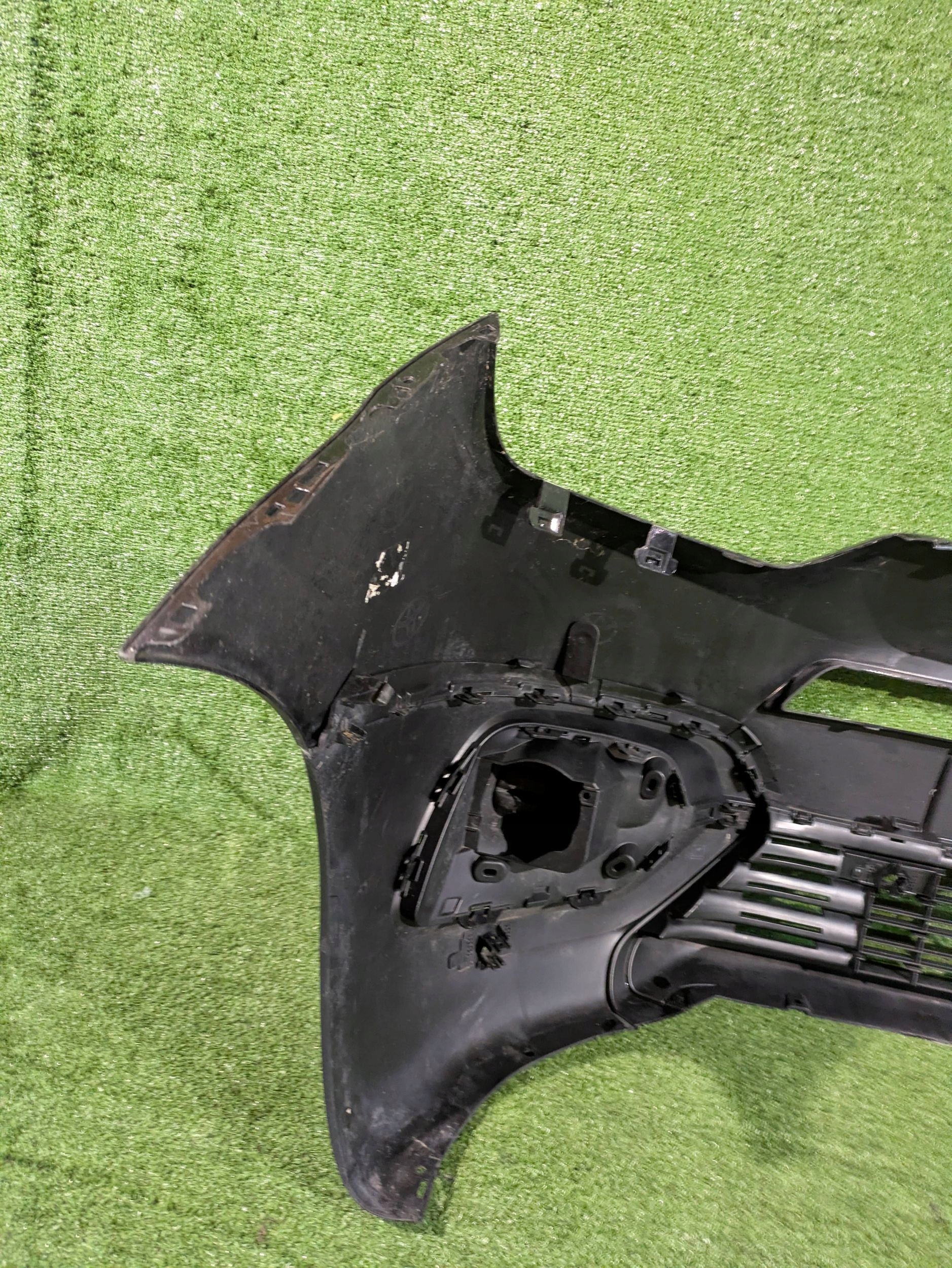 Frontstoßstange vorne TOYOTA PROACE CITY NR.8182