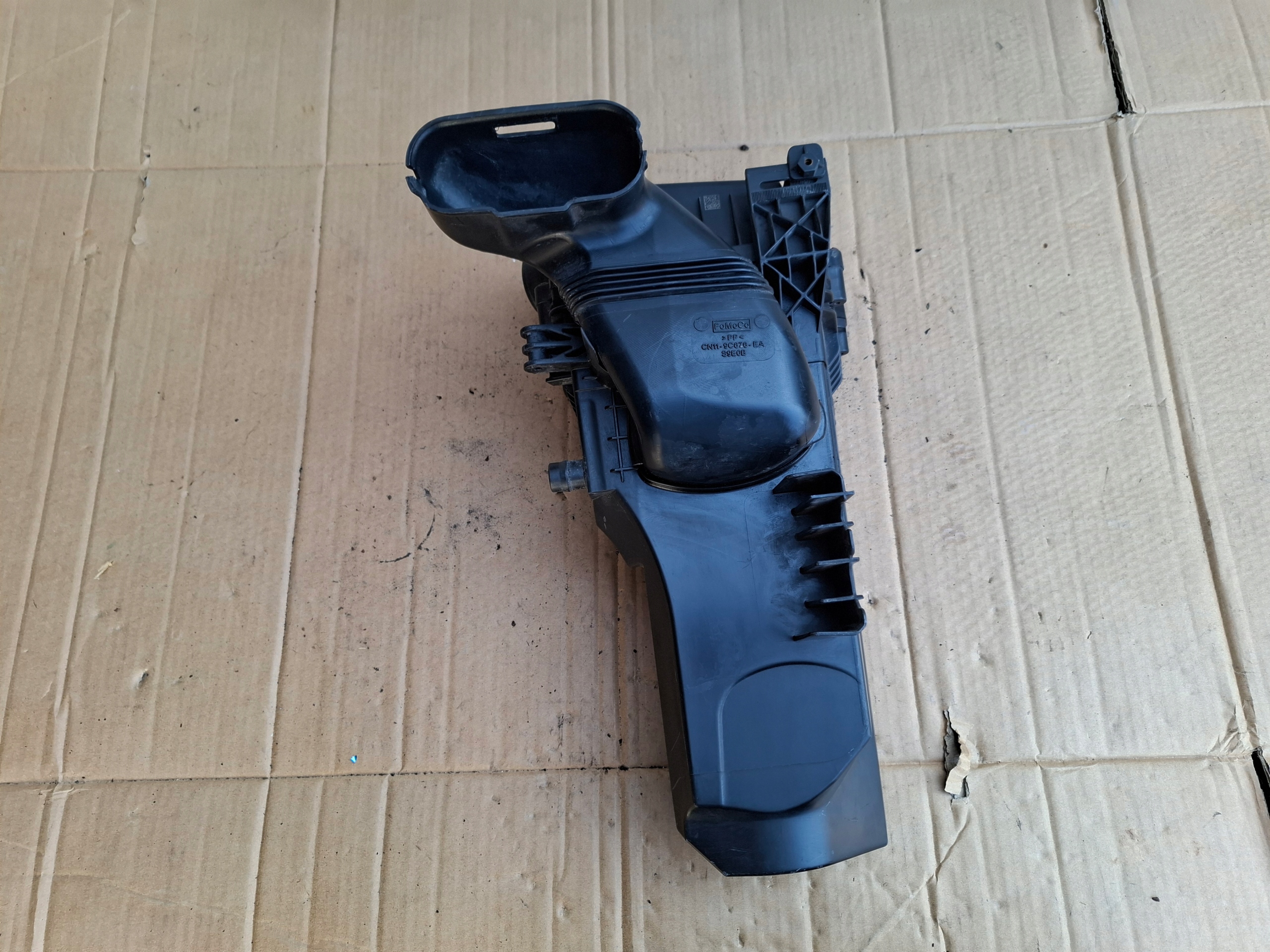 Gehäuse filter luft FORD FIESTA MK7 B-MAX 1.0 ECOBOOST C1B1-9600-AD