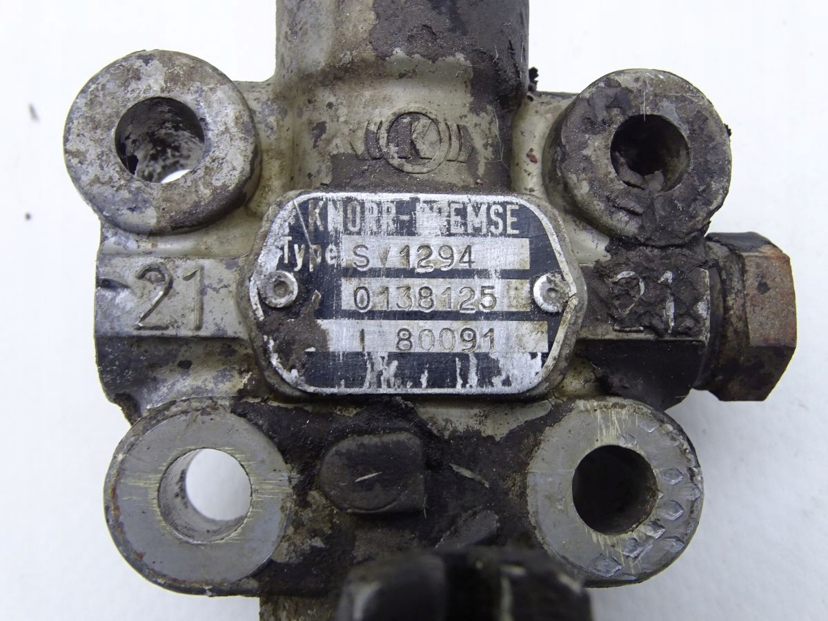 OPTARE SOLO M850 1999 ZAWOR POZIOMUJACY Car type Trucks Buses