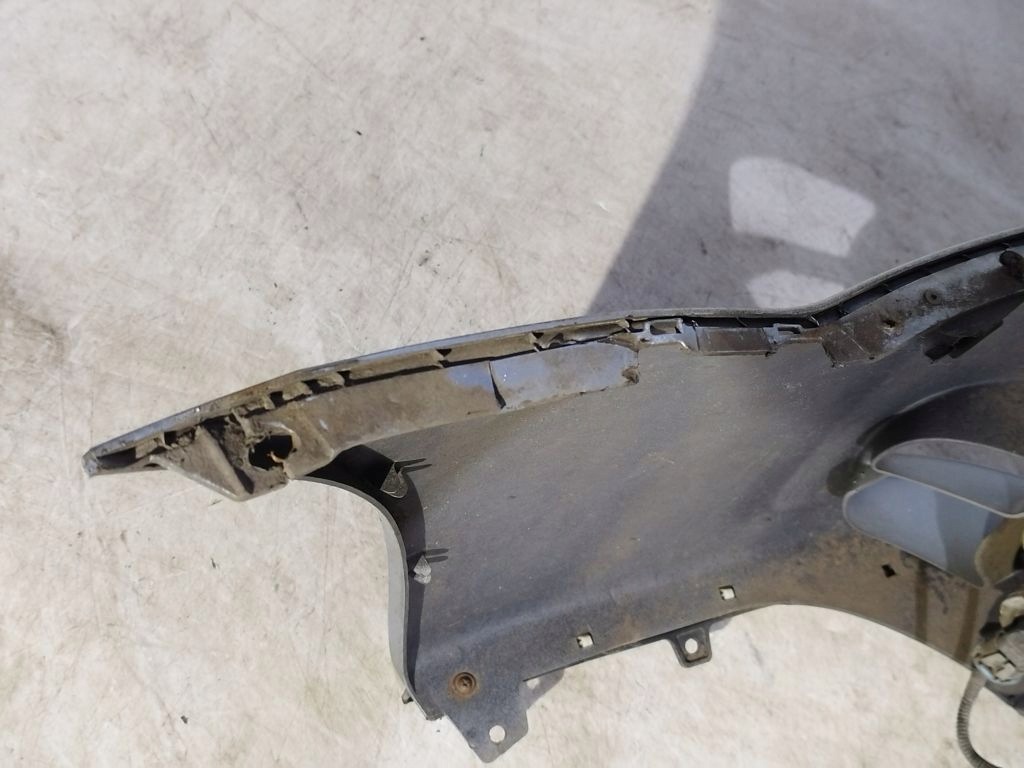 Kia Cerato and bumper front front L1