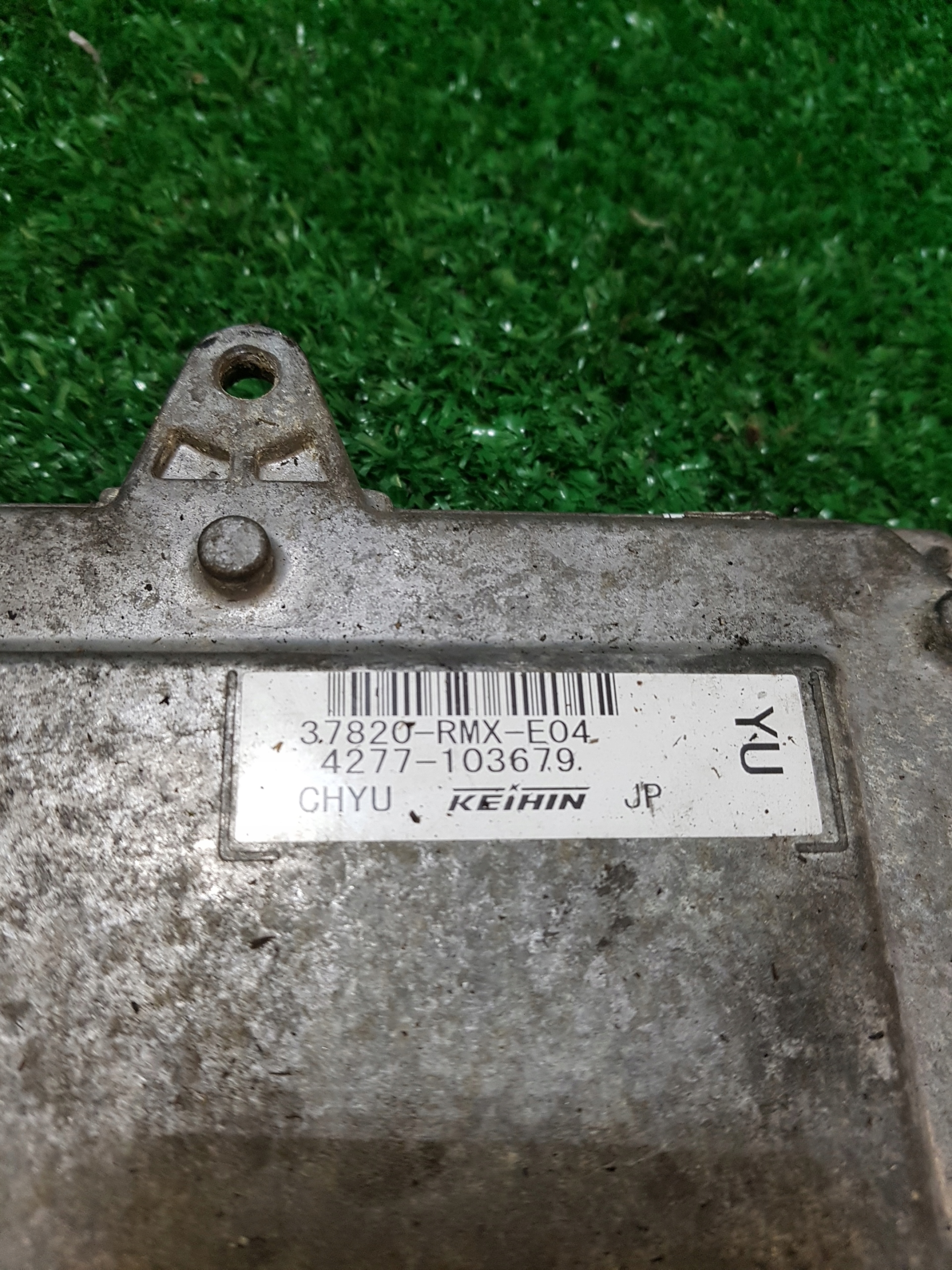 computer of the engine control unit HONDA CIVIC 8 37820-RMX-E04