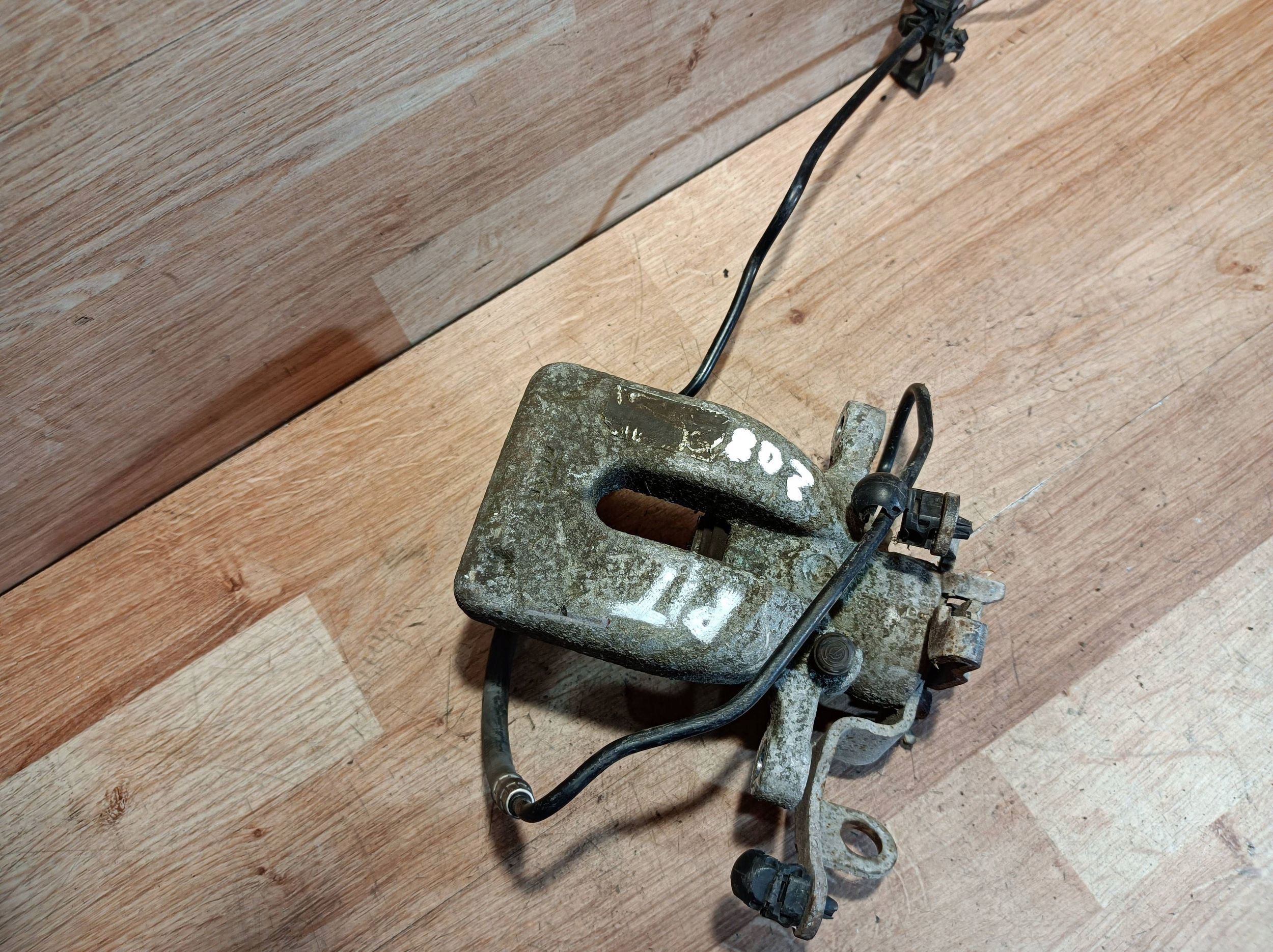 caliper brake rear right Peugeot 208