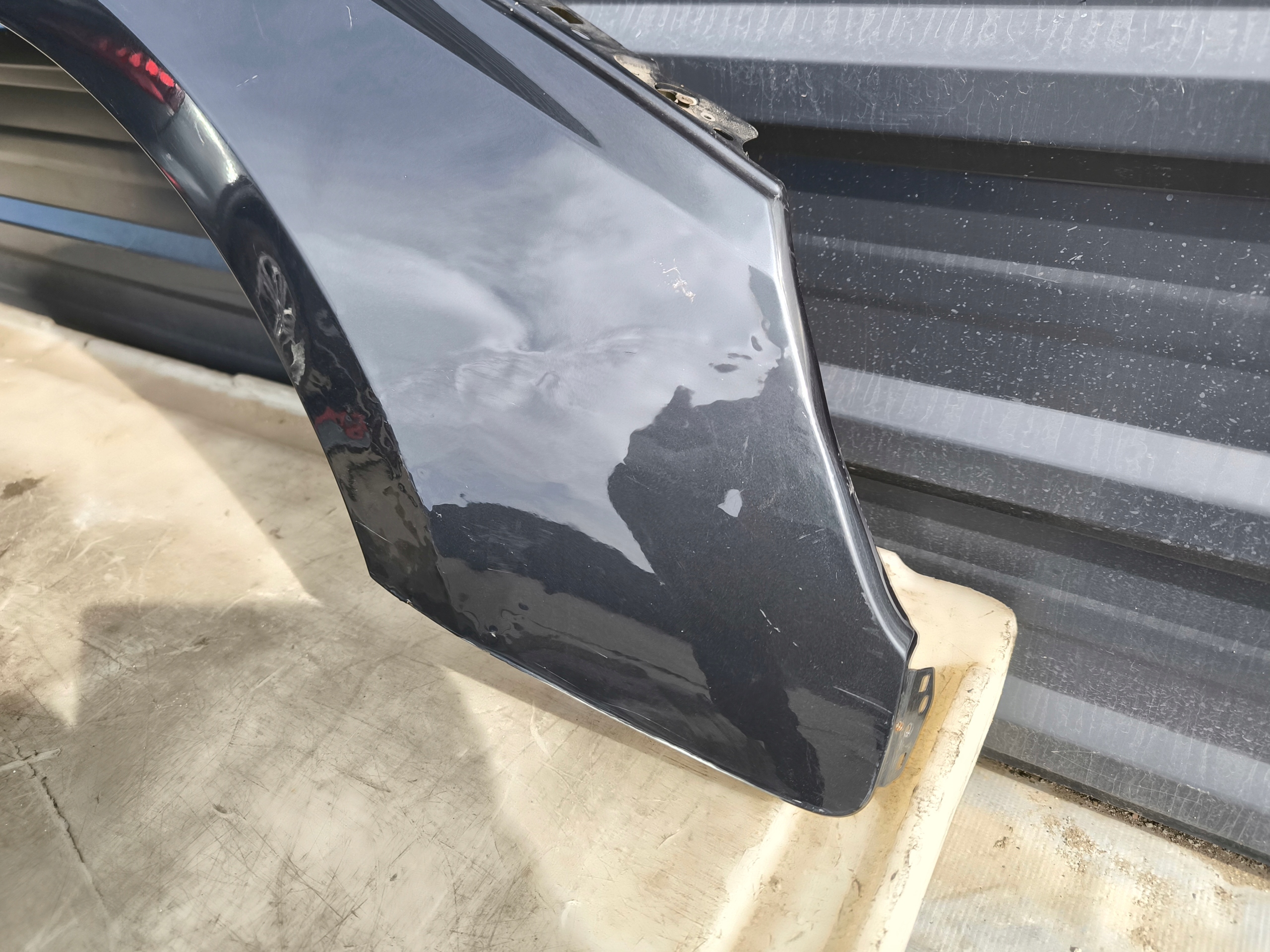 fender right front AUDI A4 B9 LIFT OD 2019 ROKU original !!!