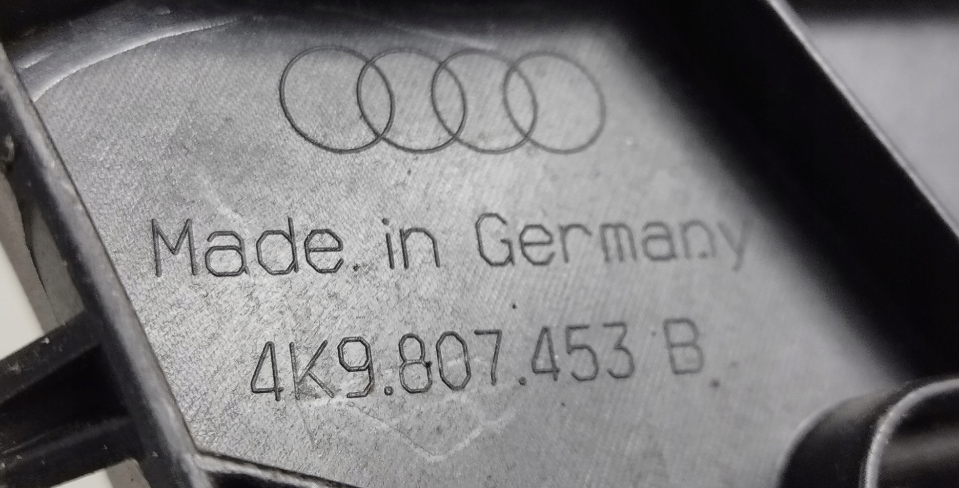 AUDI RS6 C8 KOMBI support left rear part 4K9807453B