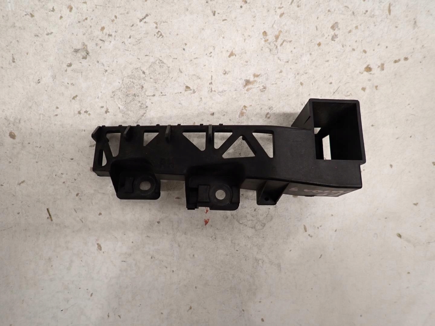 bumper bracket right front MAZDA 5 2005-2010 C23550151