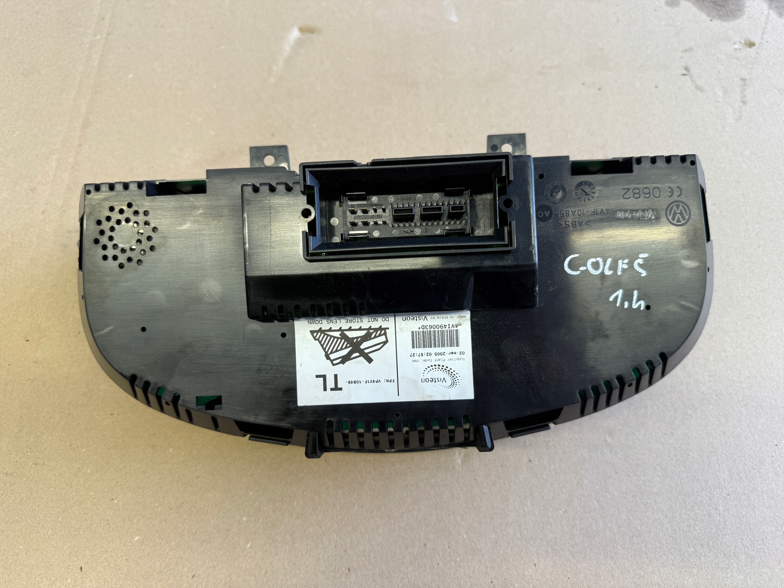 VW GOLF V plus 1.4 16V dials dials 1K0920861K