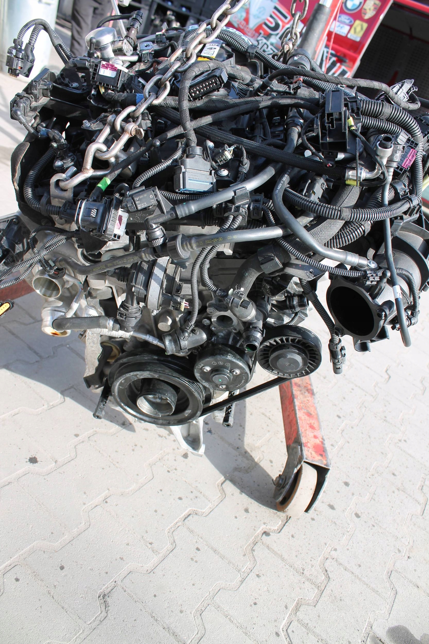 engine complete BMW B48B20A 10 TYSKM