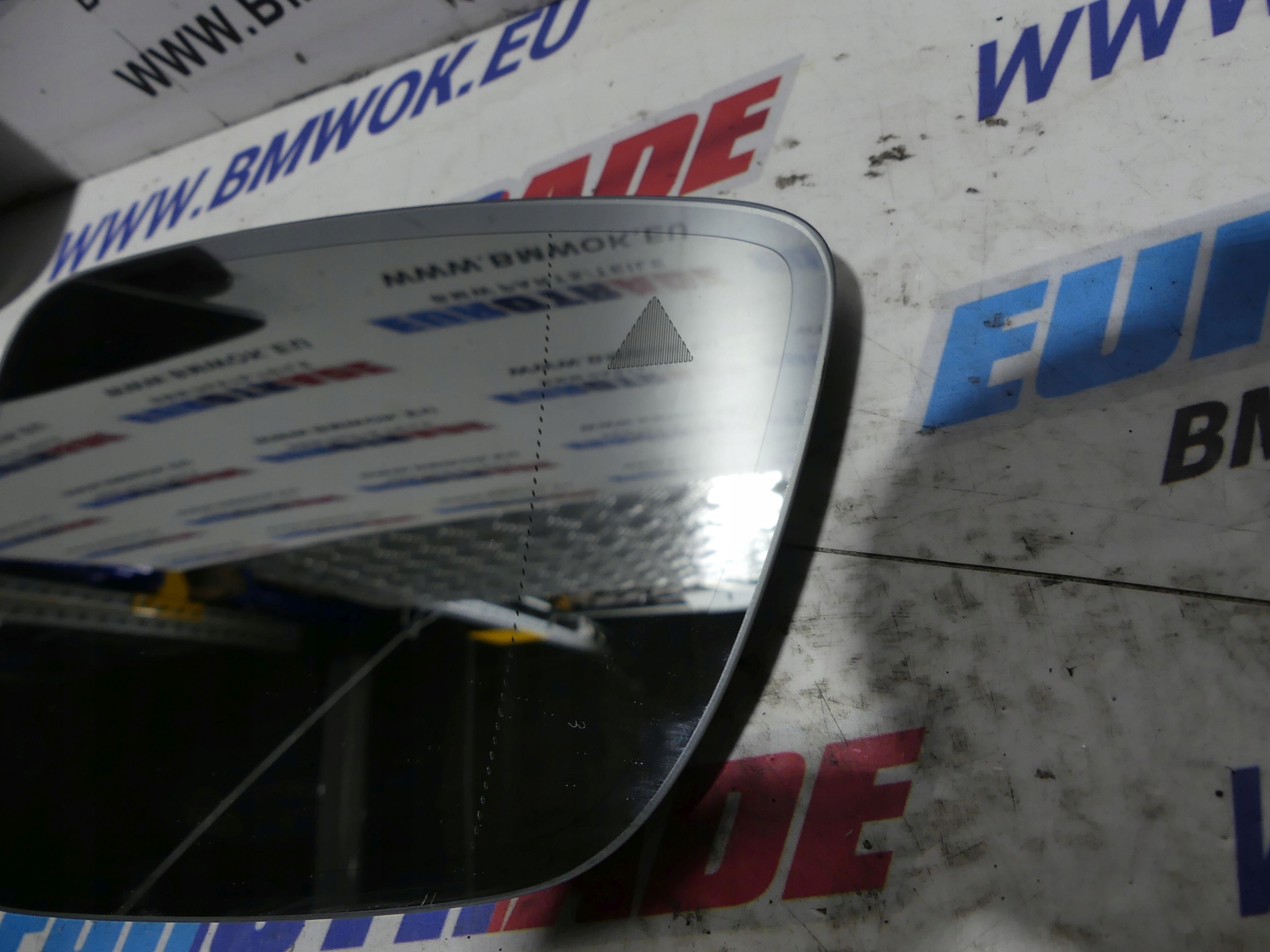 BMW G11 G12 G15 G30 WKŁAD LUSTERKA LEWY 7407165 Producent części BMW OE