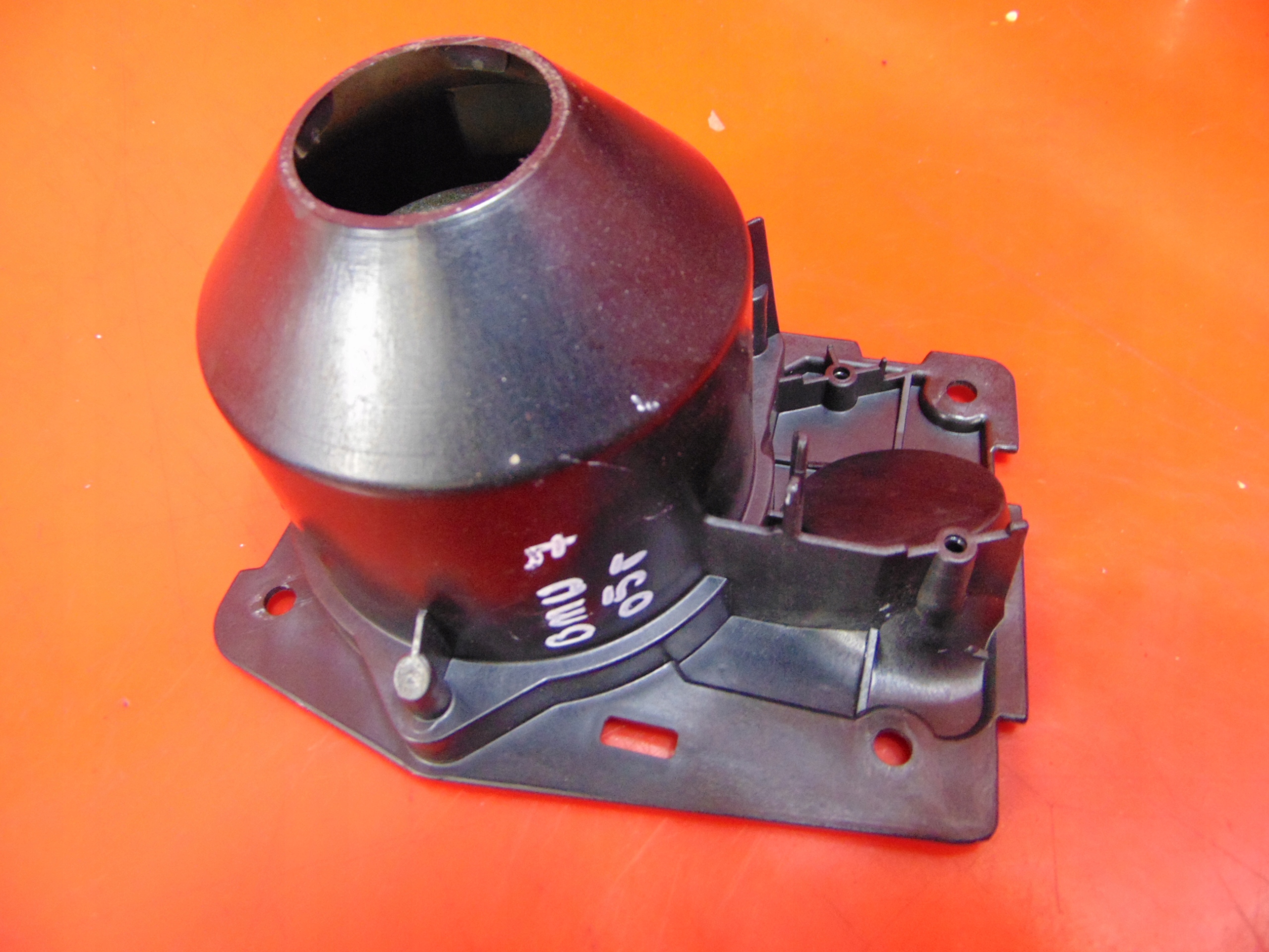BMW 7 E65 speaker left rear part rear 6915161
