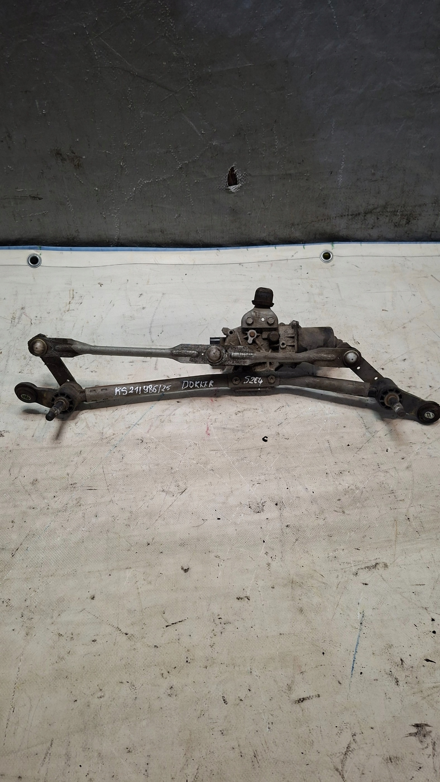 wiper mechanism front DACIA DOKKER