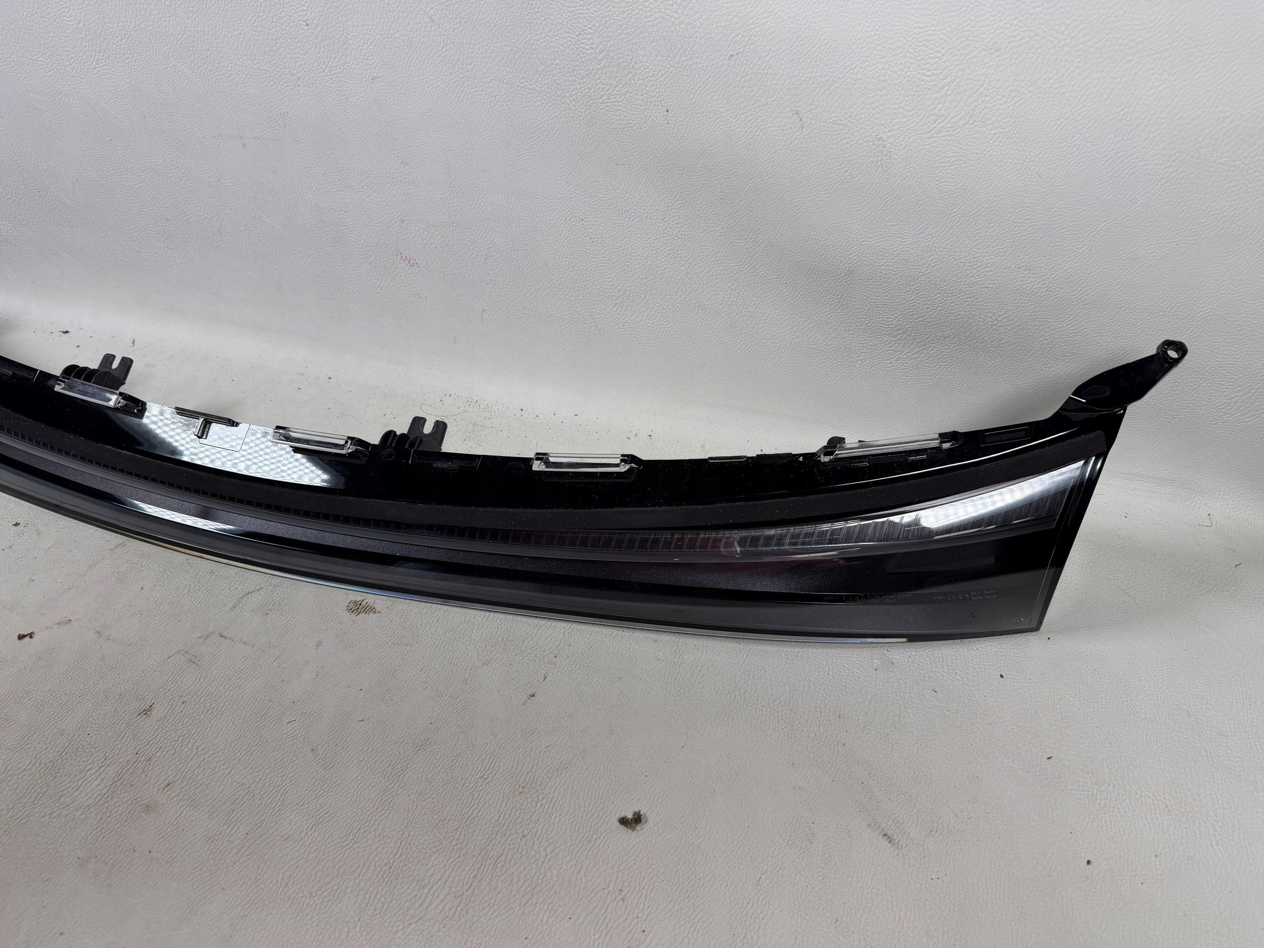 Mercedes CLA A174 cap front front