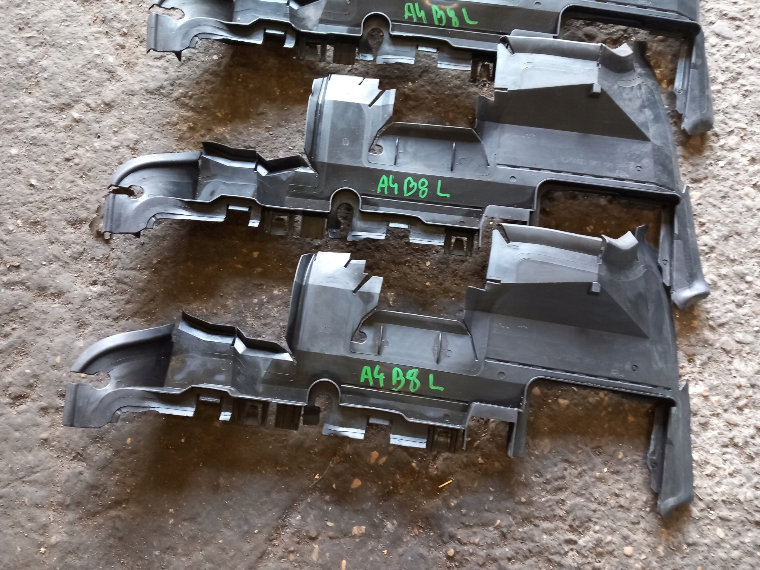 AUDI A4 B8 luftansaugkanal links 8K0121283K