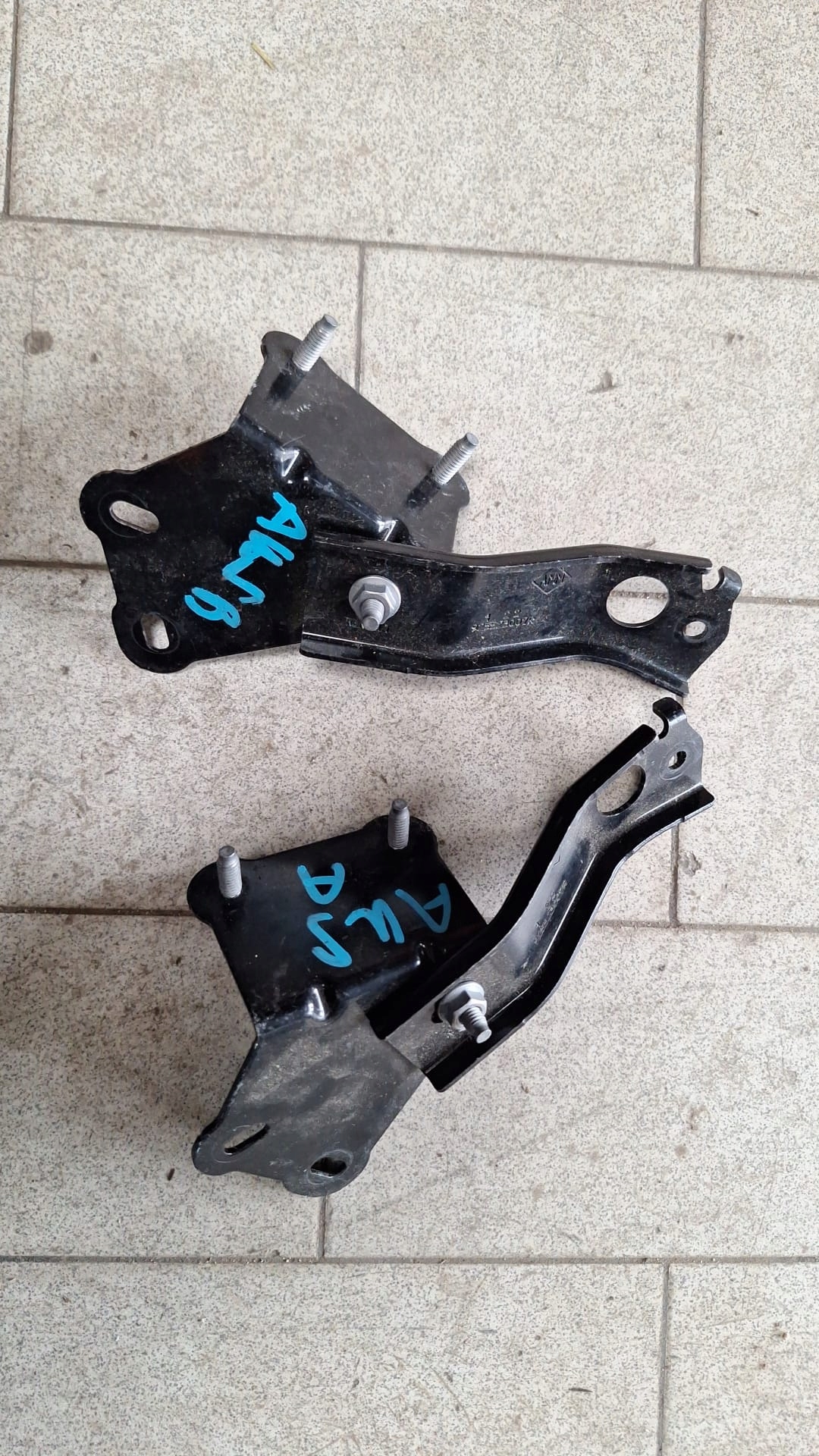 console holder RENAULT AUSTRAL 925523007R