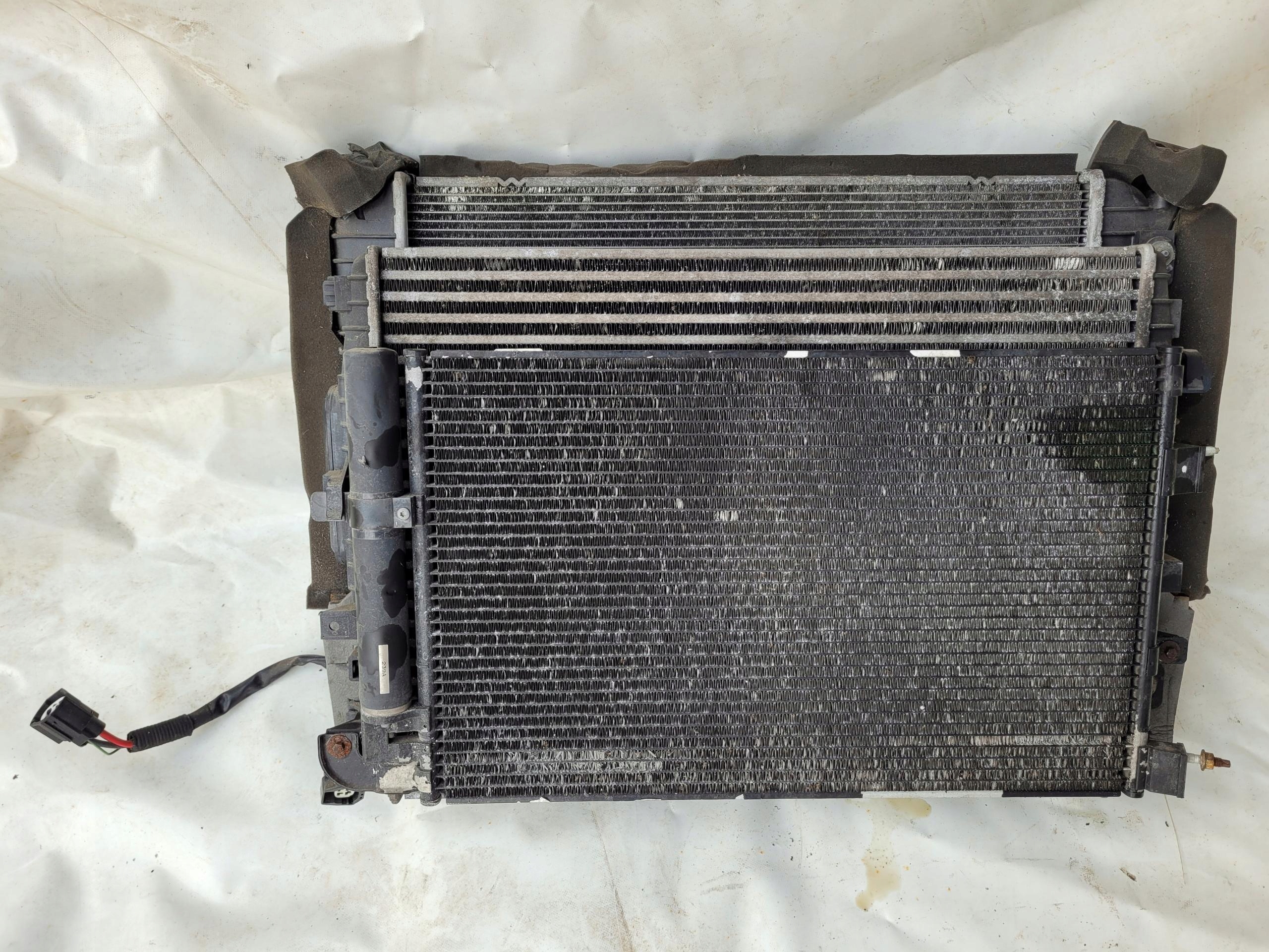 KOMPLET Radiateur JAGUAR XF X250 3.0D DIESEL