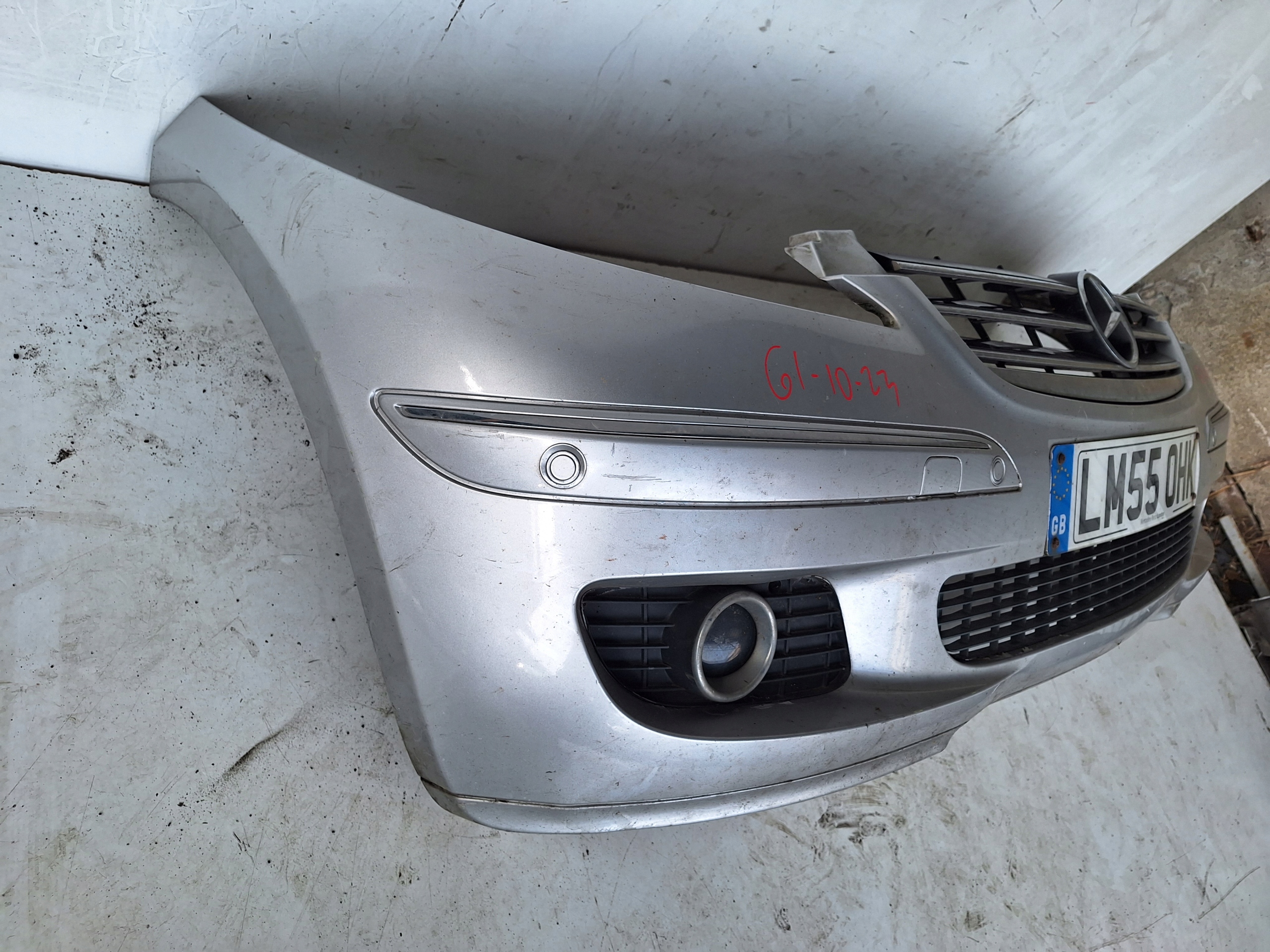 MERCEDES A-KLASA W169 04-08 bumper + PDC