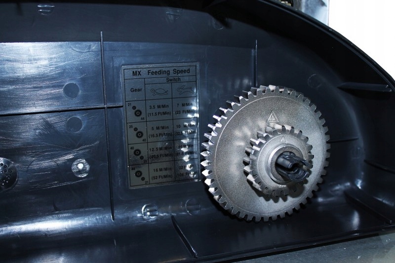 POSUW MECHANICZNY DO FREZARKI 4 ROLKI POSUWY 8 PRĘDKOŚCI MX48 EAN (GTIN) 9120039900704