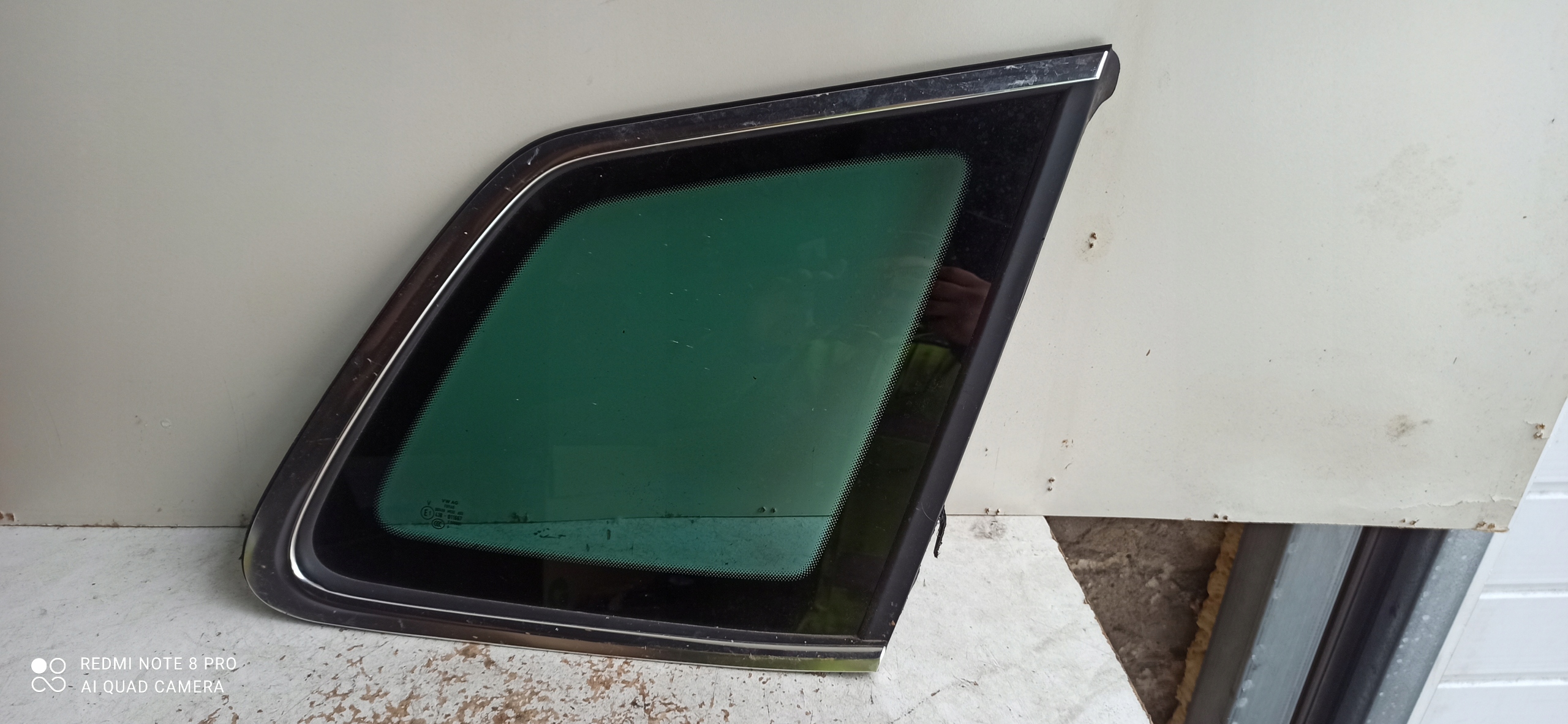 SKODA KAROQ 2018R ЗАДНЄ ПРАВЕ СКЛО 57A845298