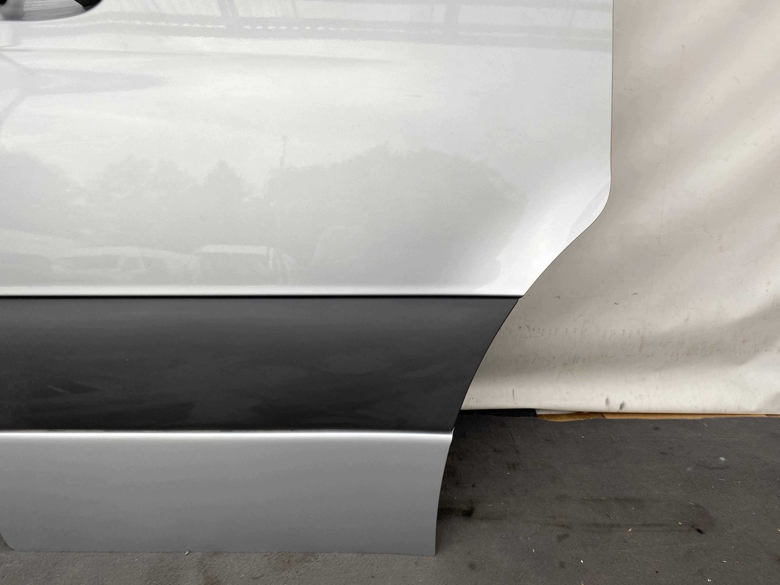 SPRINTER 907 910 17- door front right SZARE/silver ORYGINALNE front
