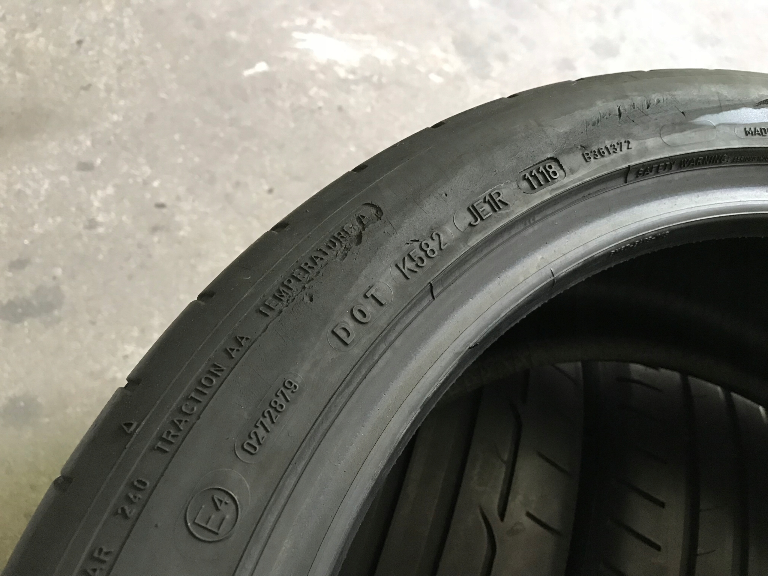 4 tyres summer 225/45R19 Dunlop Sport Maxx RT 6mm