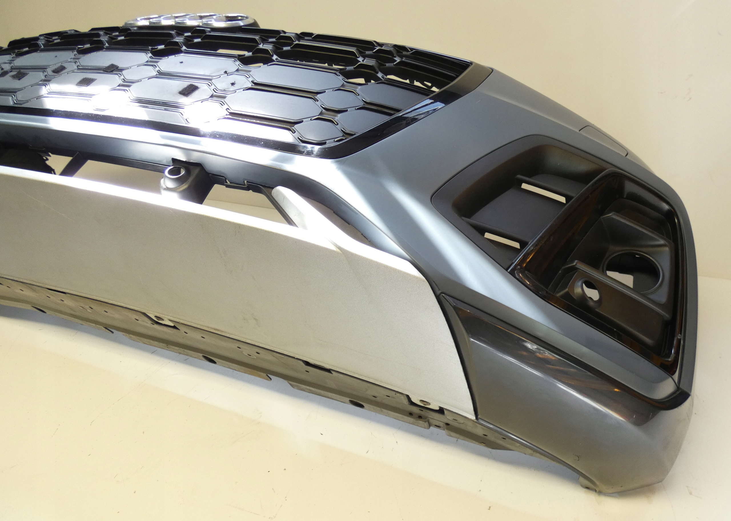 AUDI Q5 SQ5 80A807437P LIFT 2020- POD 6 PDC ZDERZAK PRZÓD PRZEDNI Wersja Europejska