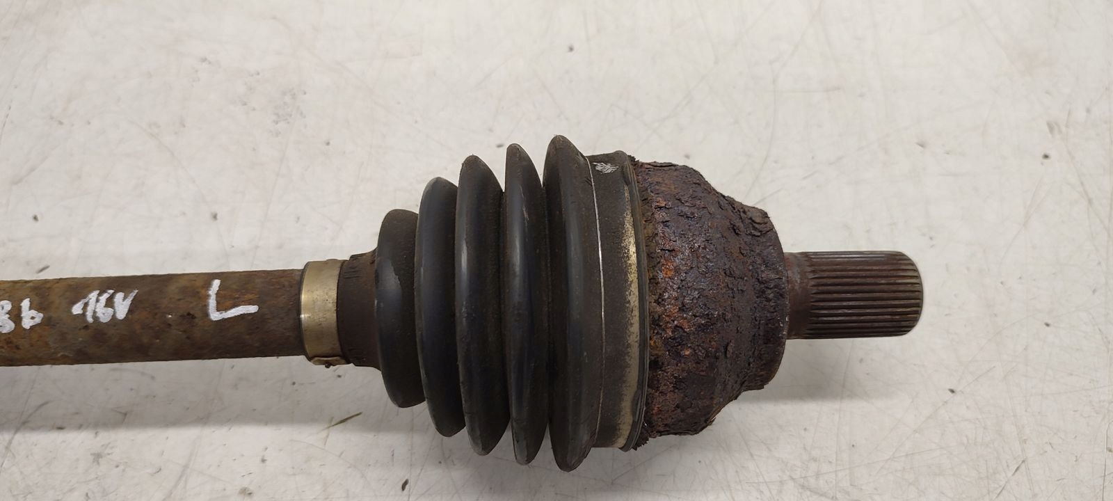 Semiasse sinistra corta Ford C-MAX