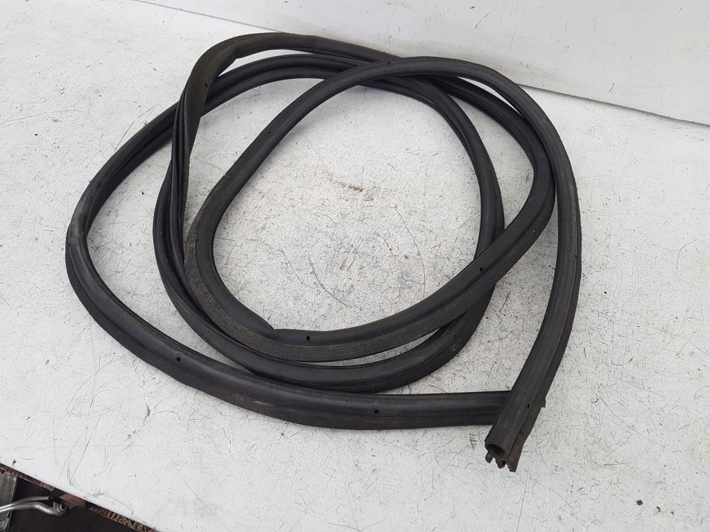 ПРОКЛАДКА КРЫШКИ БАГАЖНИКА CITROEN XSARA PICASSO