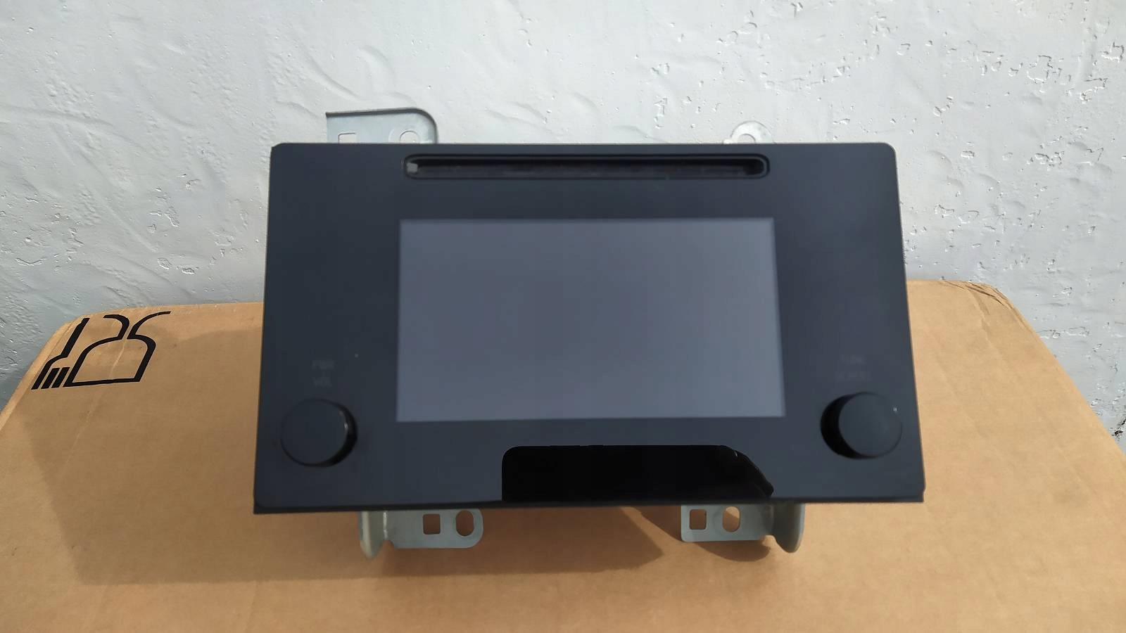 86140-08050 - TOYOTA SIENNA 2017R США радио CD оригинал PIONEER