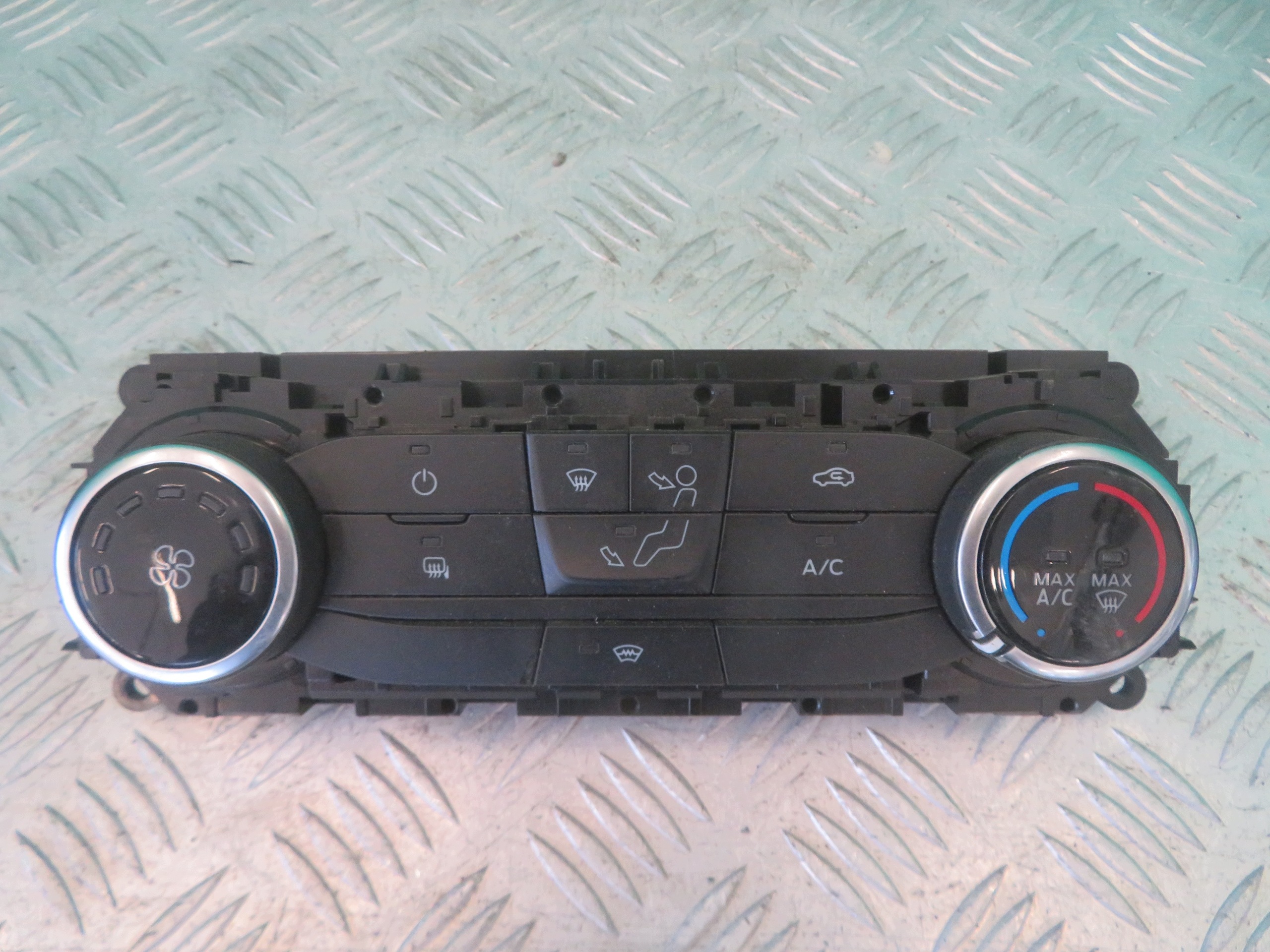 PANEL klími klimatizaci FORD TRANSIT MK8 21R