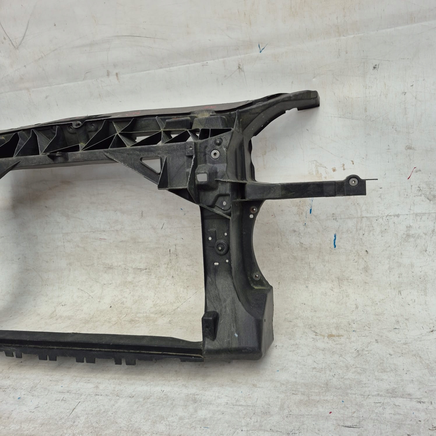 SEAT ALTEA TOLEDO III 04- support panel for radiators pillar