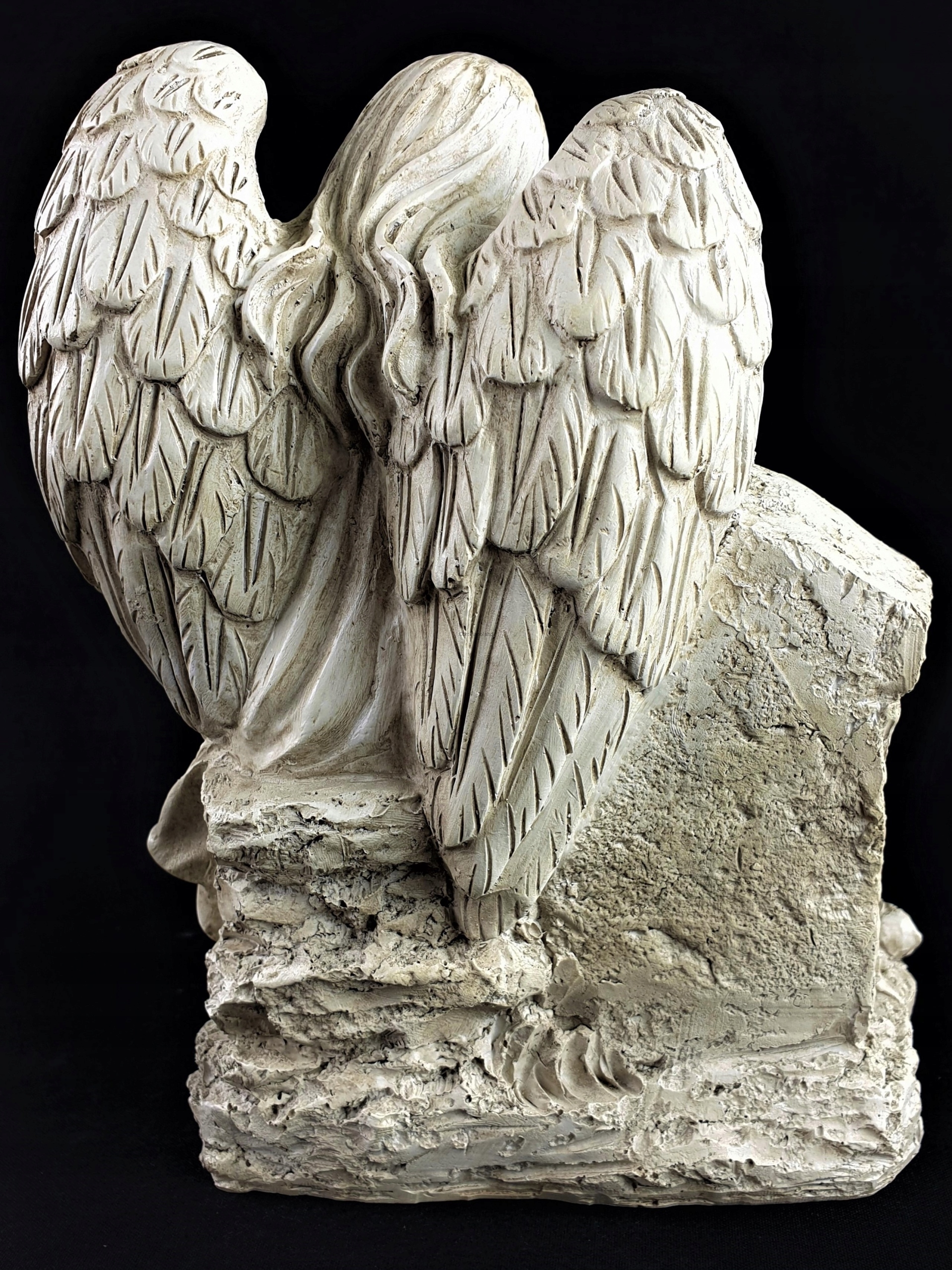 ZNICZ ANIOŁ STRÓŻ z napisem SPOCZYWAJ W POKOJU na grób SYNA 21,5 CM Stan opakowania oryginalne