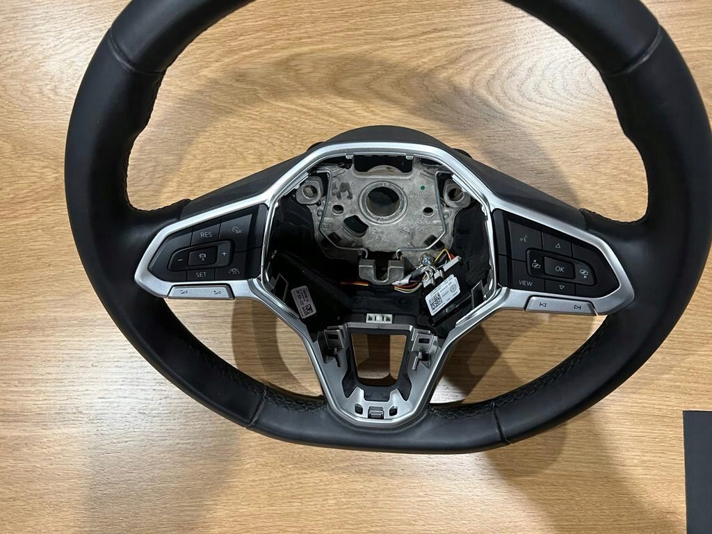 руль vw 5H0419089AJ