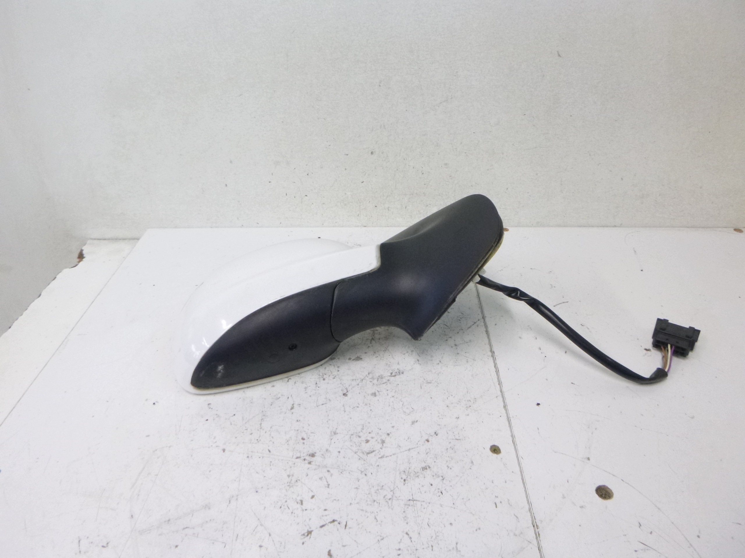 mirror right electrics VW Golf IV LB9A white 5-PIN OE