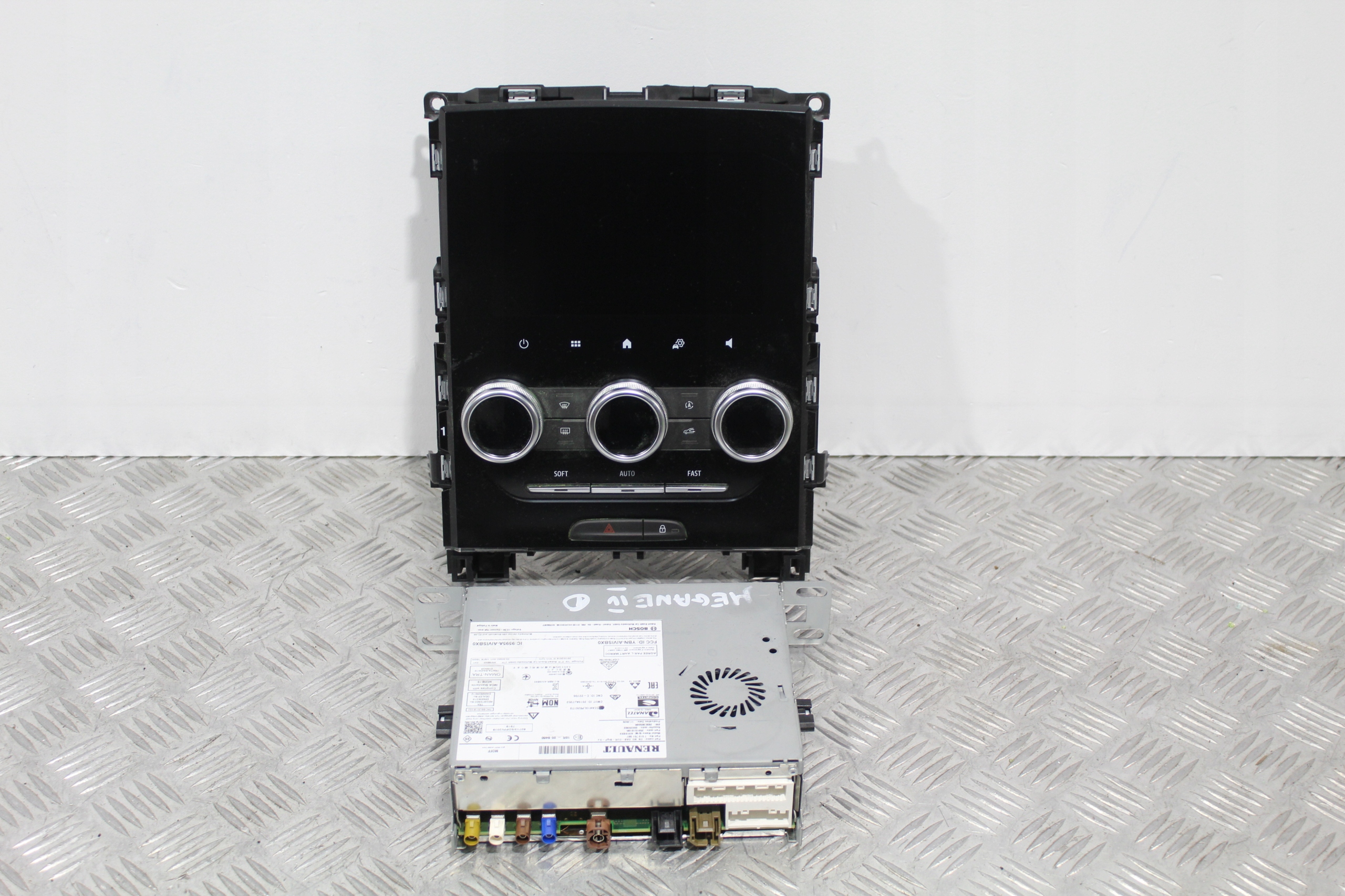 RADIO NAVI PANEL Console MEGANE IV 4 LIFT