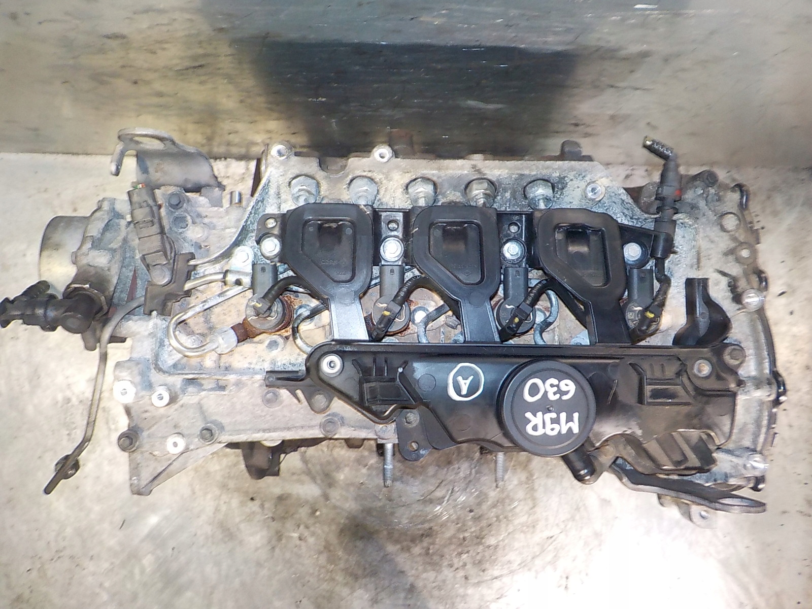 RENAULT TRAFIC II engine 2.0 DCI M9R630 + nozzles 0445110375