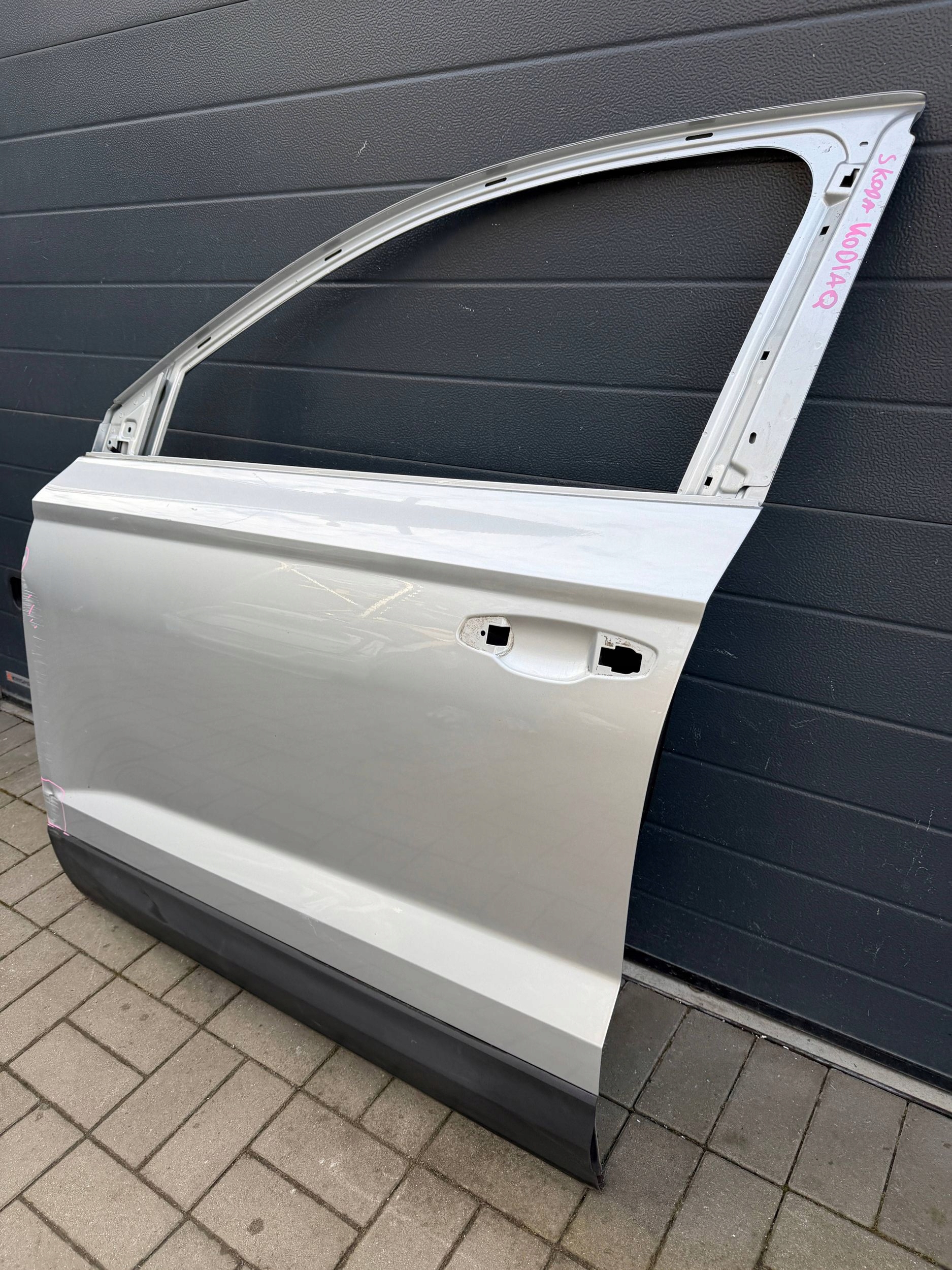 Seat Ateca 17- 575 door left front front
